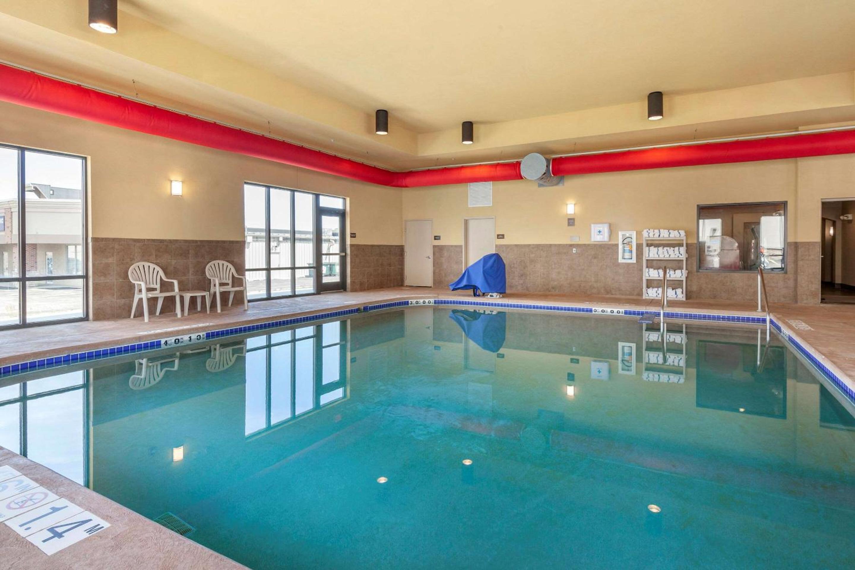 Comfort Suites Oshkosh West