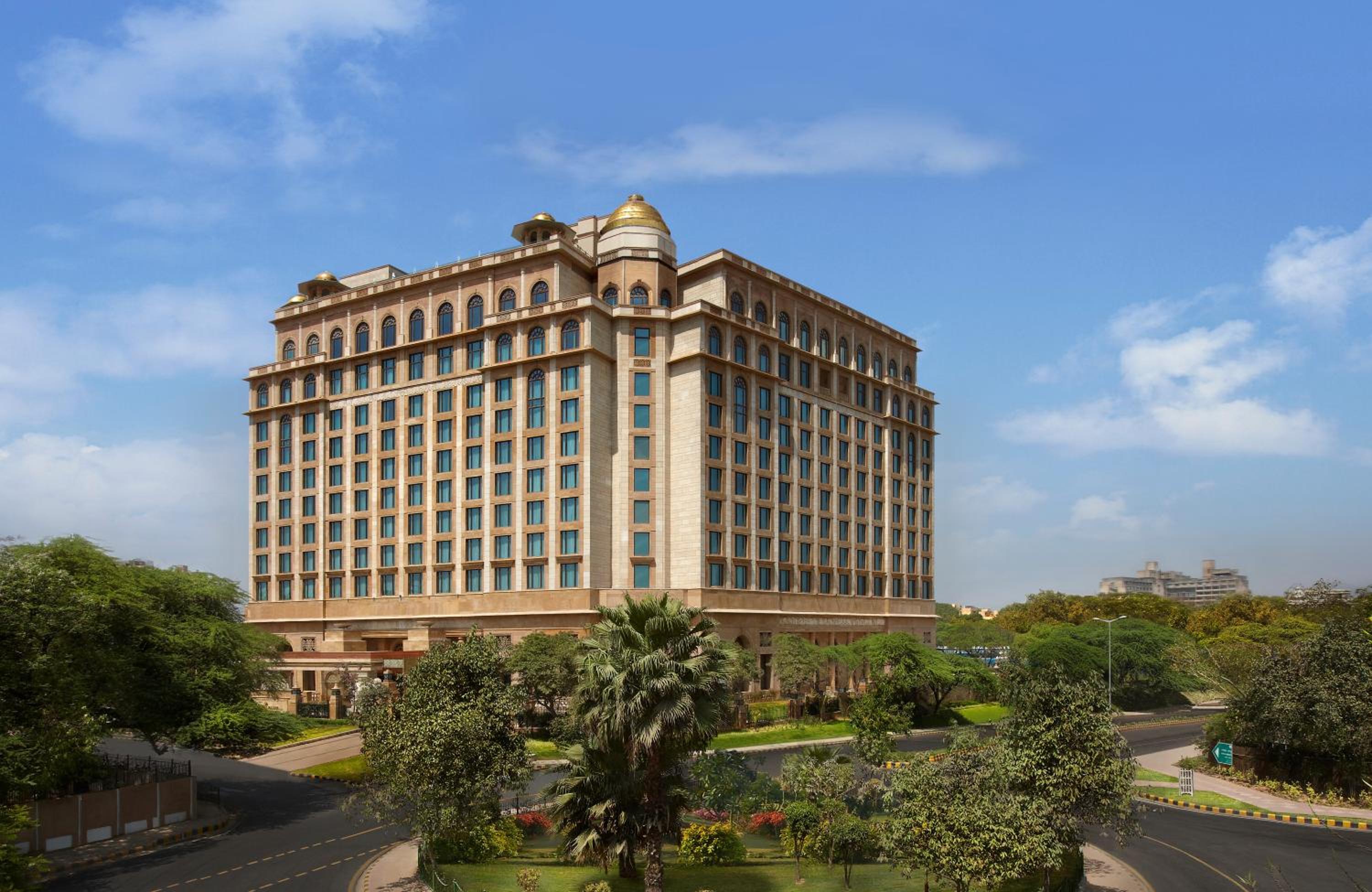 Hotel The Leela Palace New Delhi - Image 1