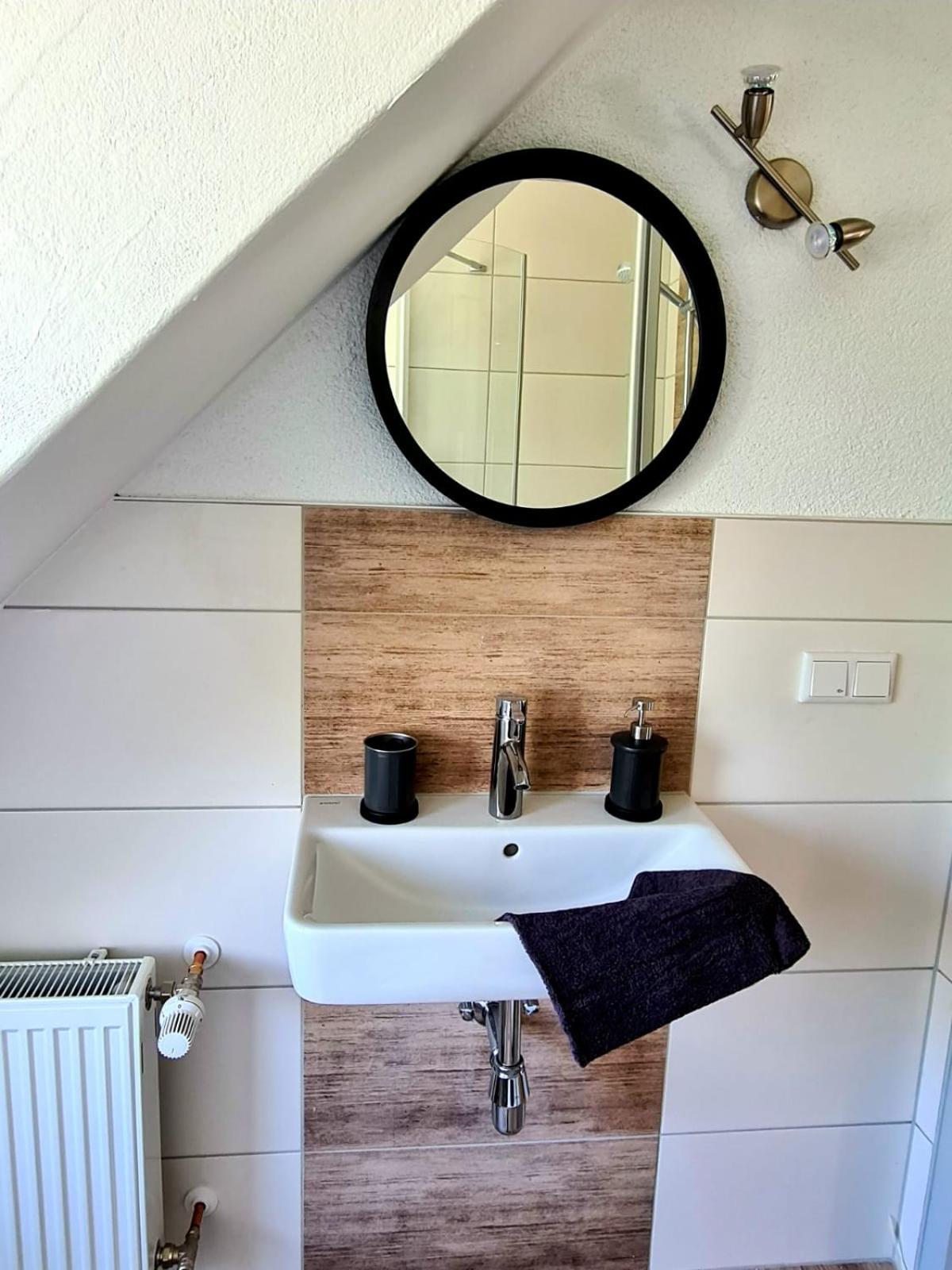 GP Ferienwohnung en Goslar — bathroom