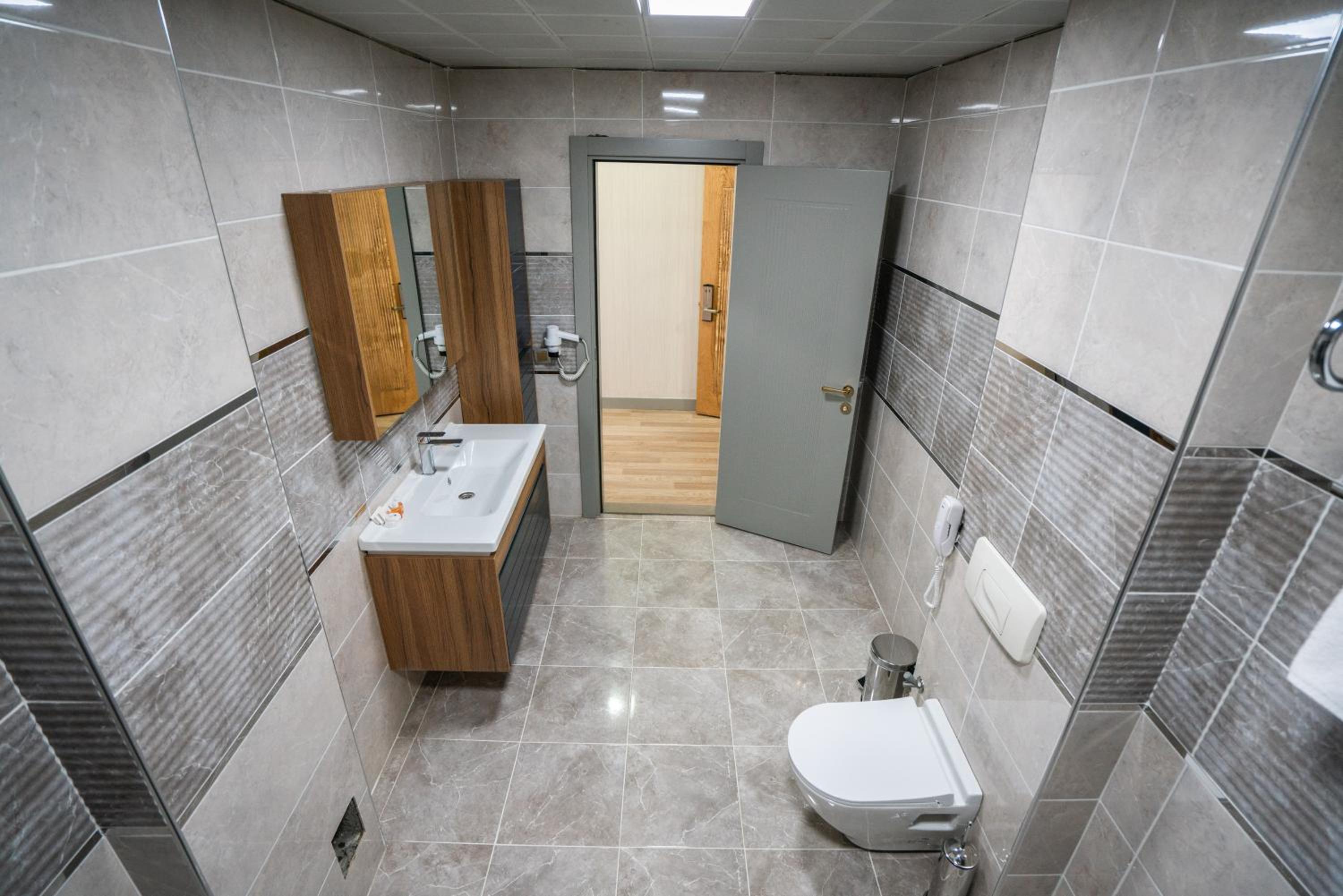 Lion City Hotel Kizilay - Image 37