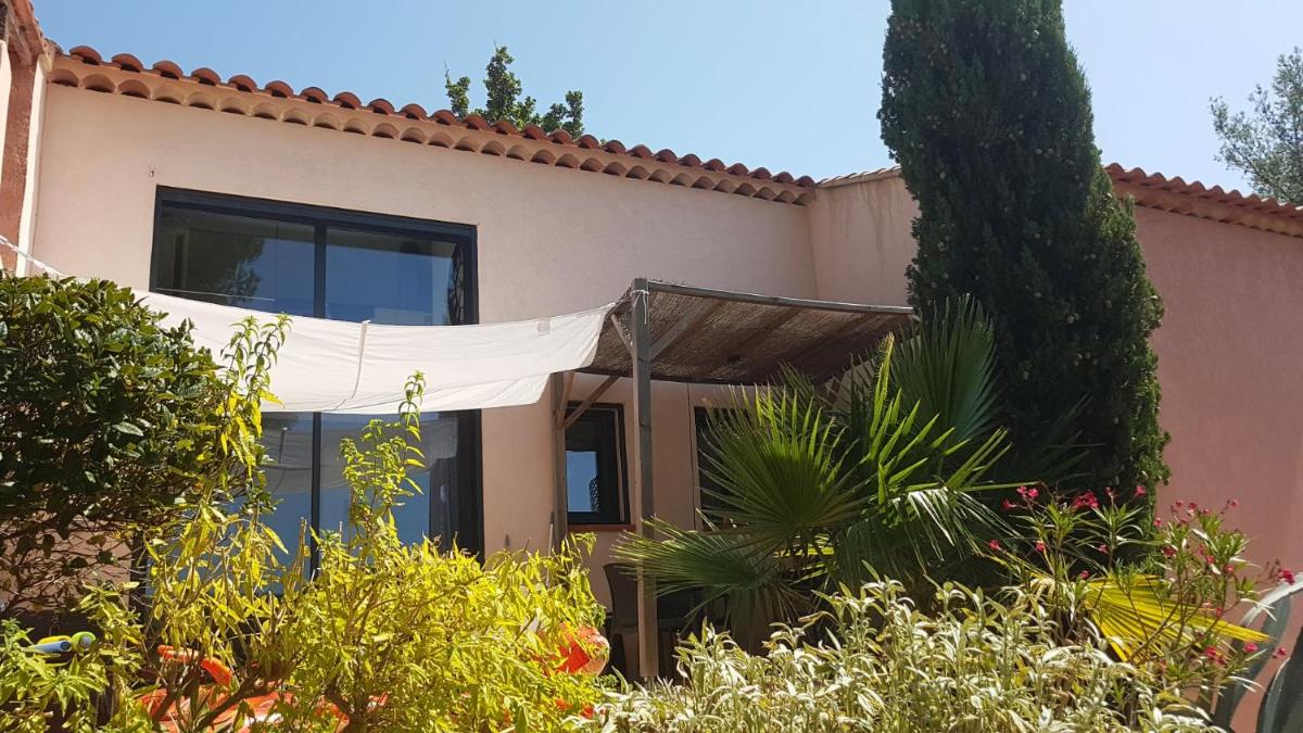 Bastide Cigaline view 5