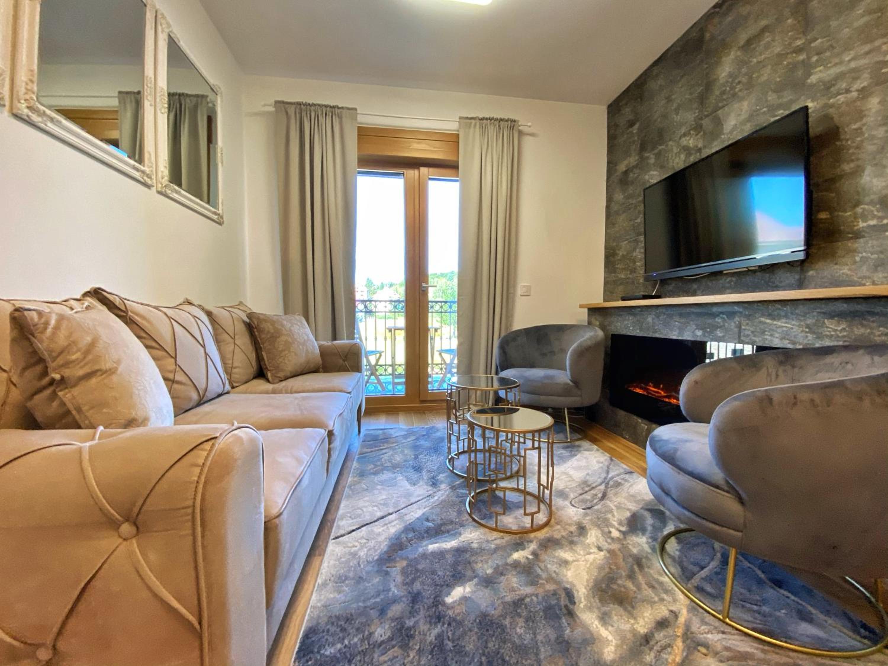 Vila Elsa I S32 view 5