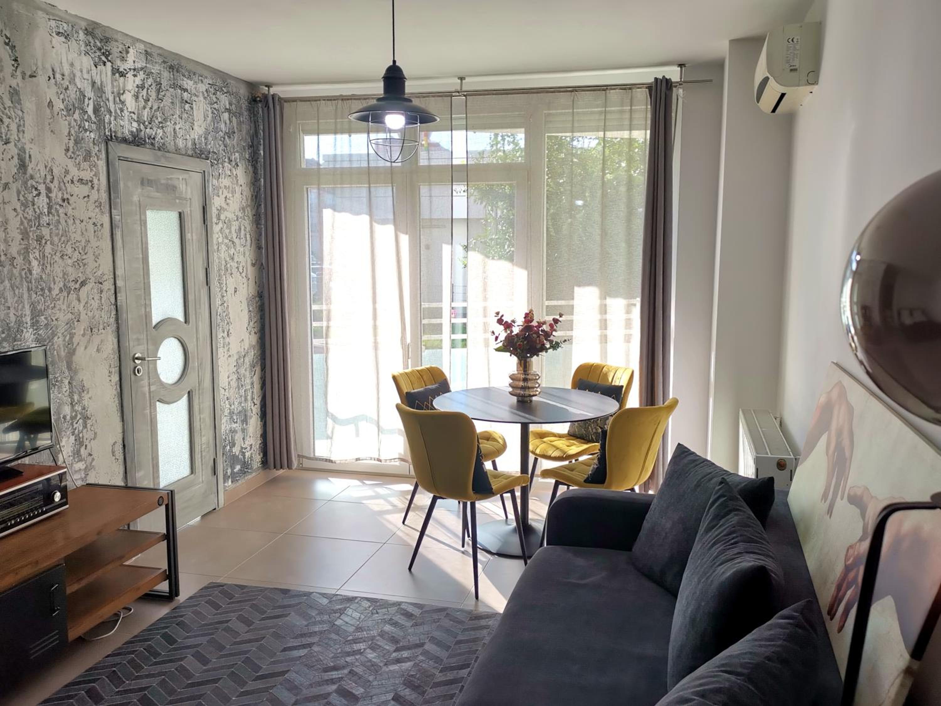 Caraway Apartment Oradea view 2