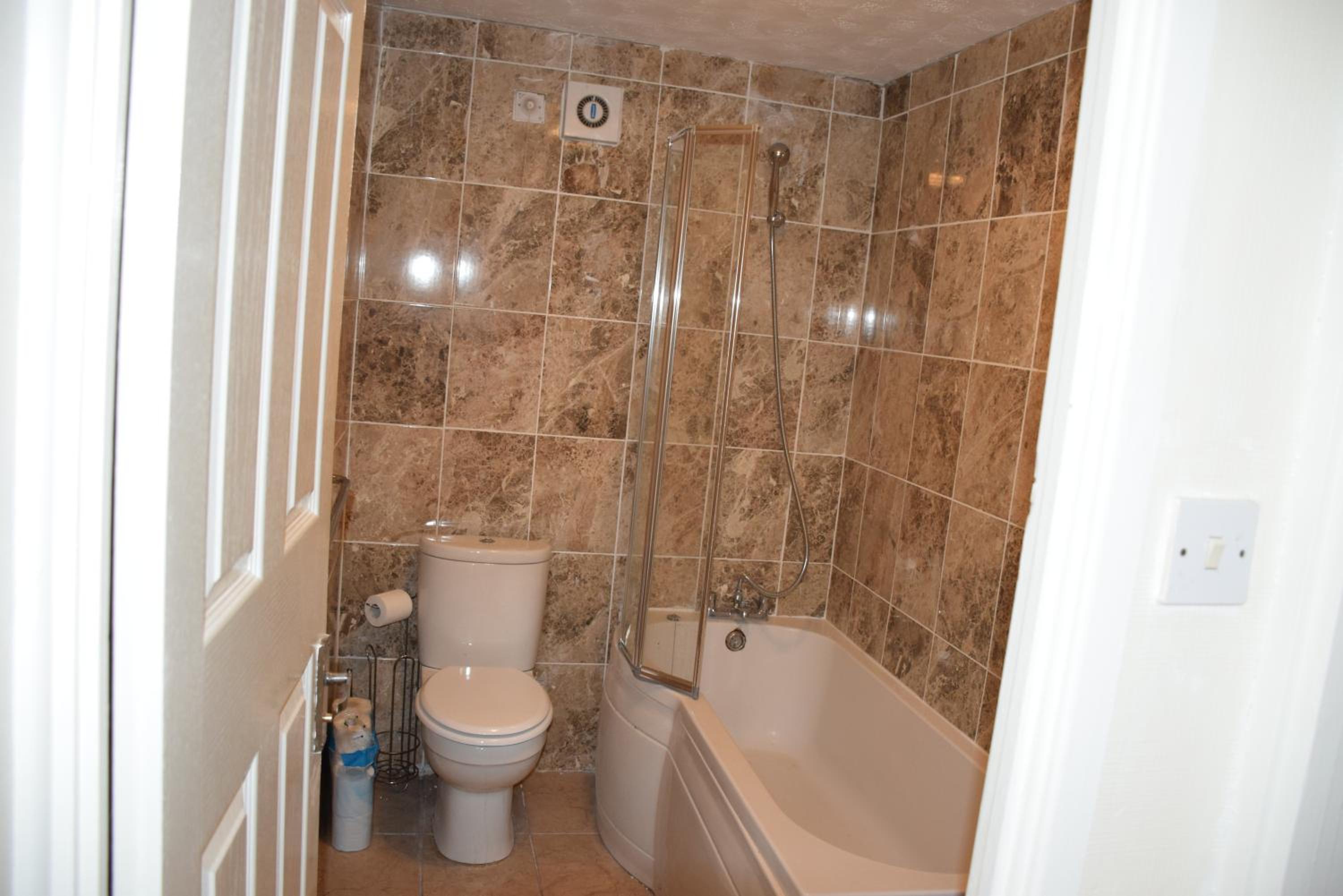 One Bedroom Flat, Granary Road