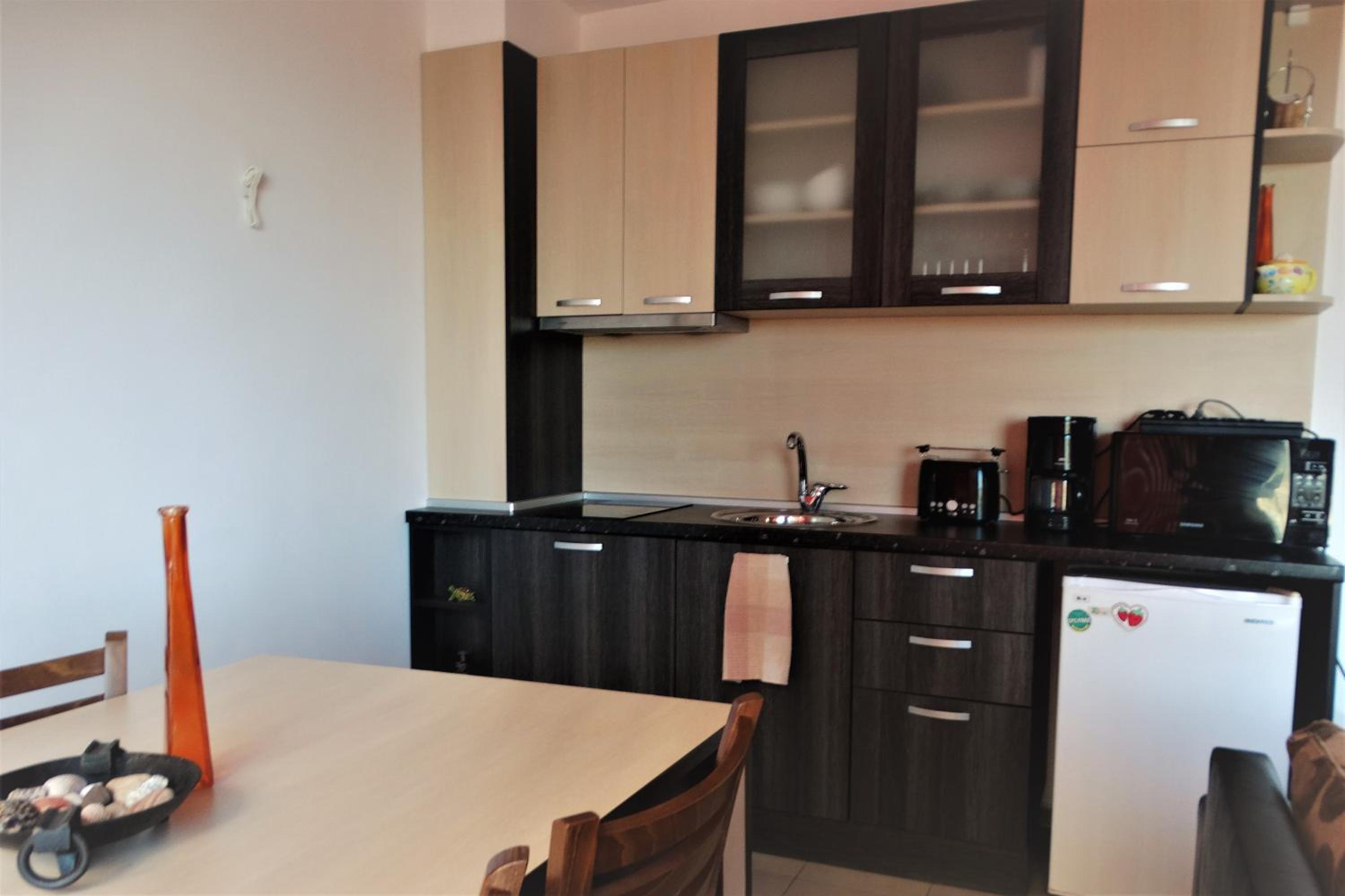 Flat Lora Pomorie view 5