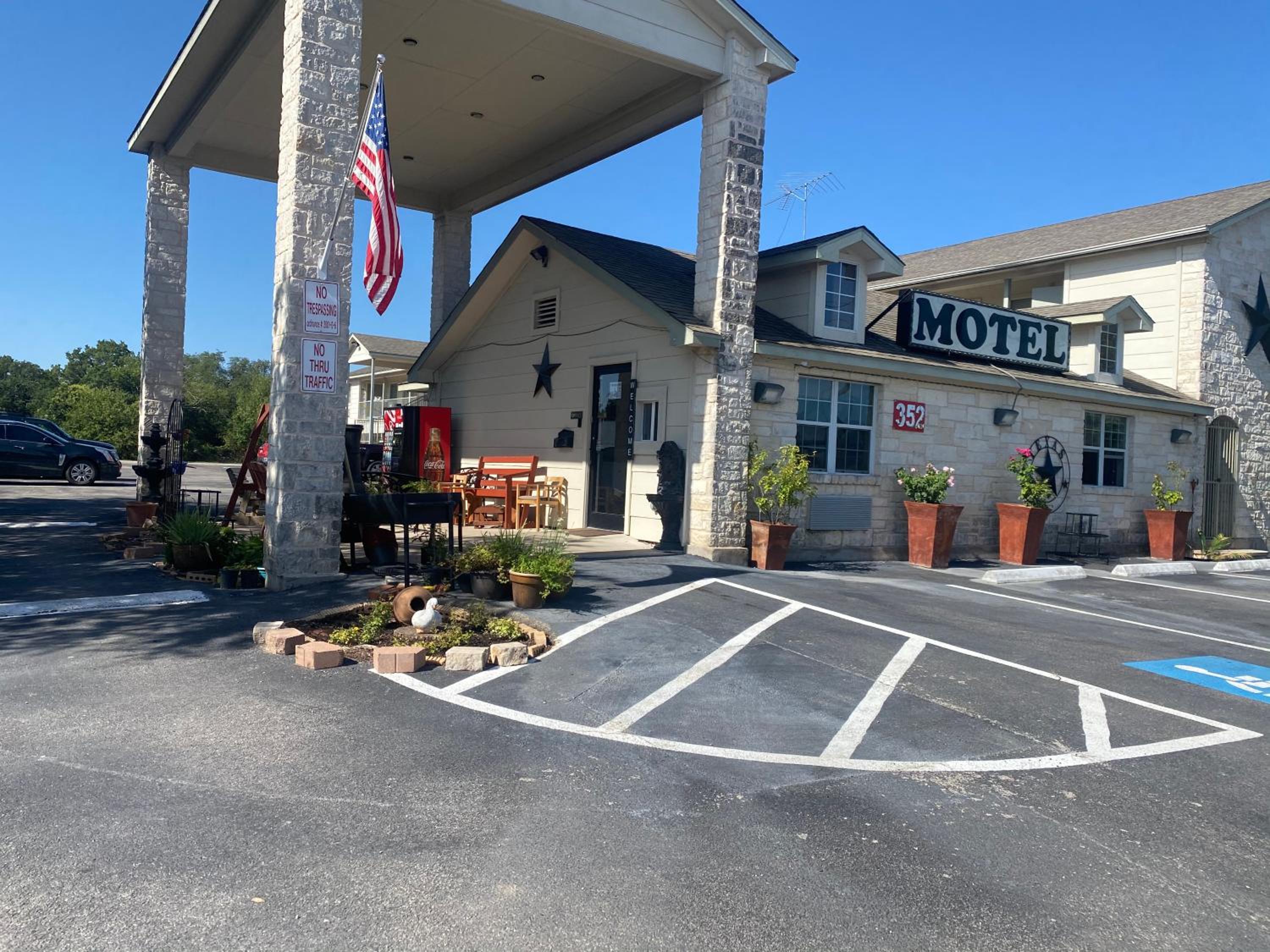 Cedar Creek Inn - Property Image 34