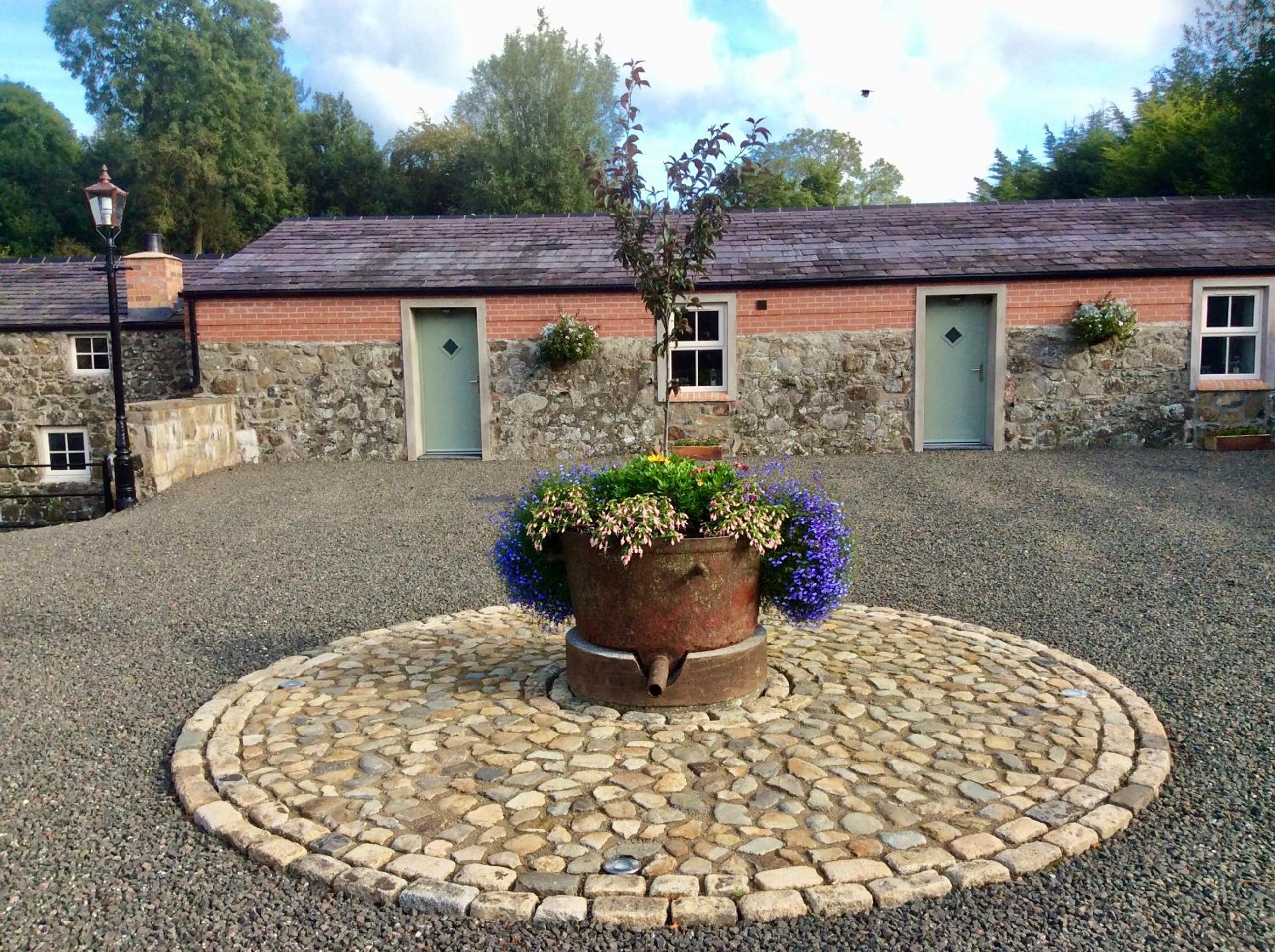 Millbrae Lodges