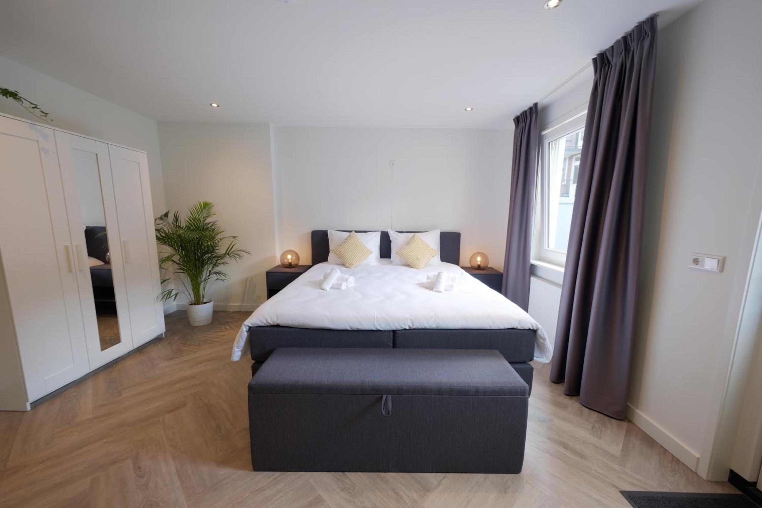 Beautiful 60m2 One-Bedroom Apartment with Terrace - WA7A view 2