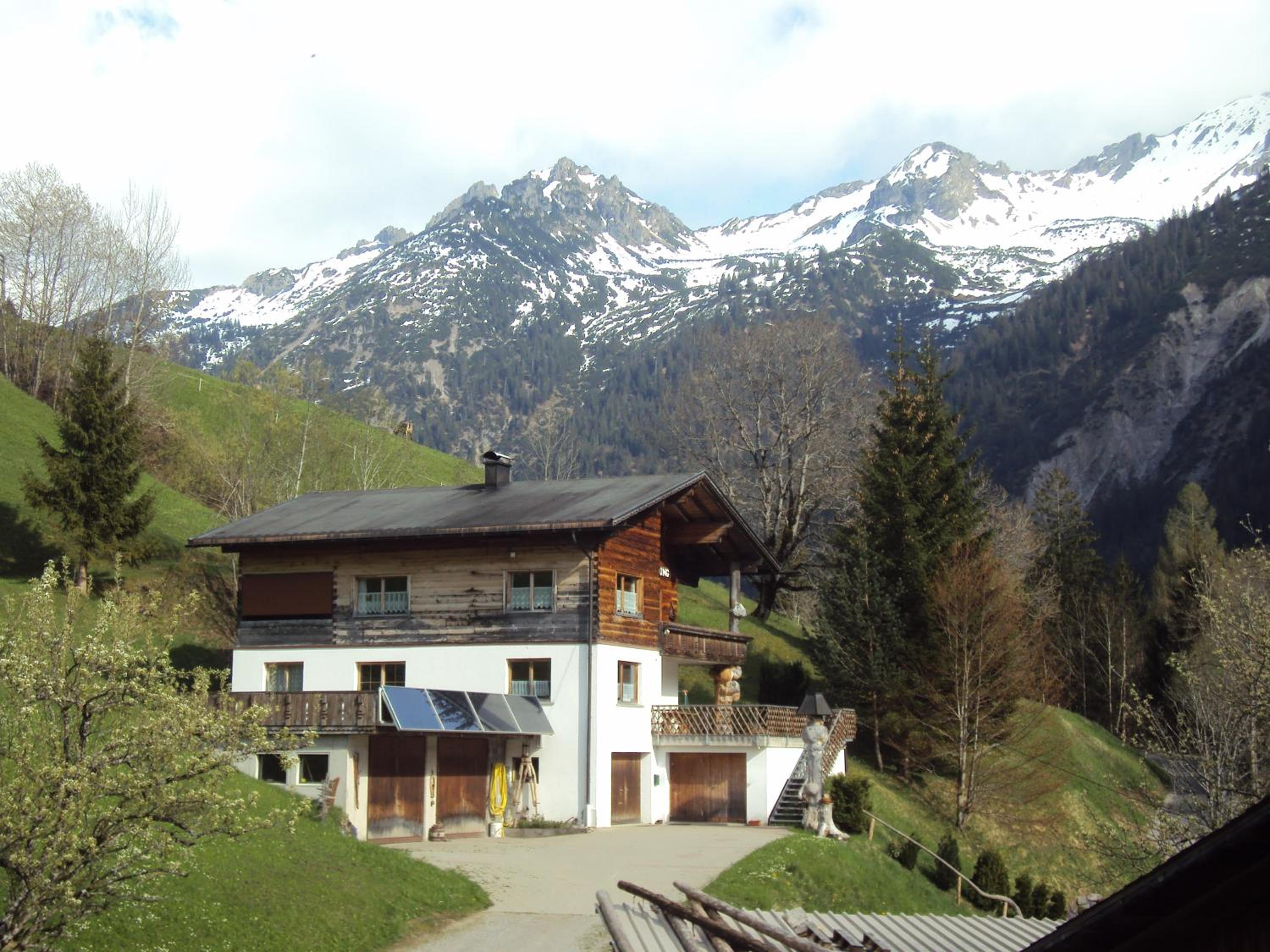 Haus Martine - im Bergdorf Marul auf 1000m