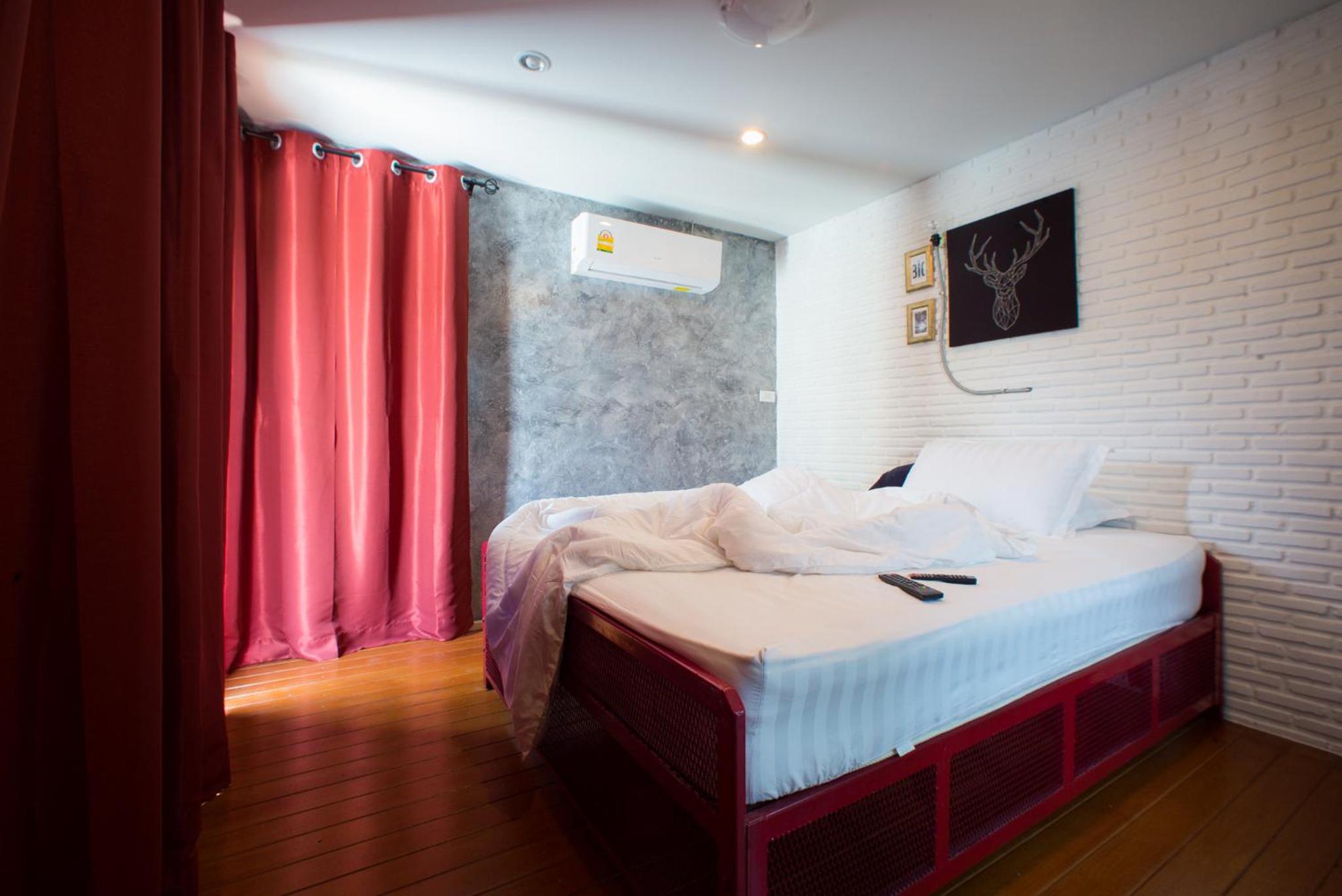 Patoey House