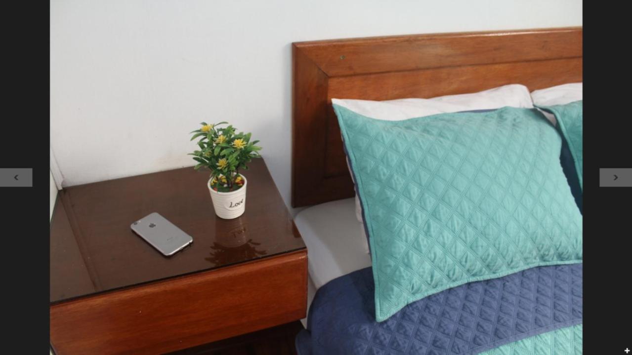 Montreal Hostal