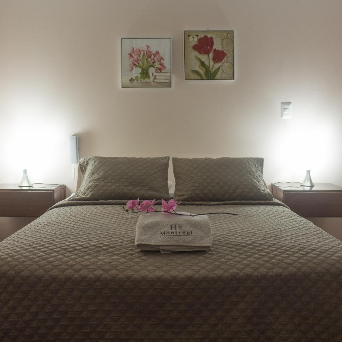 Montreal Hostal