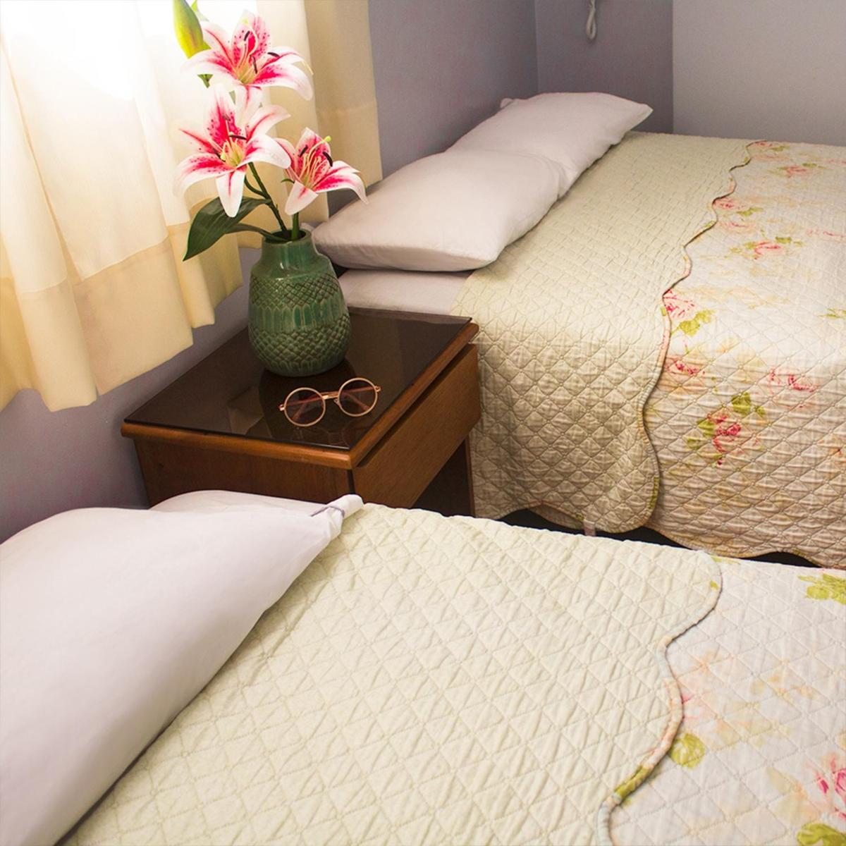 Montreal Hostal