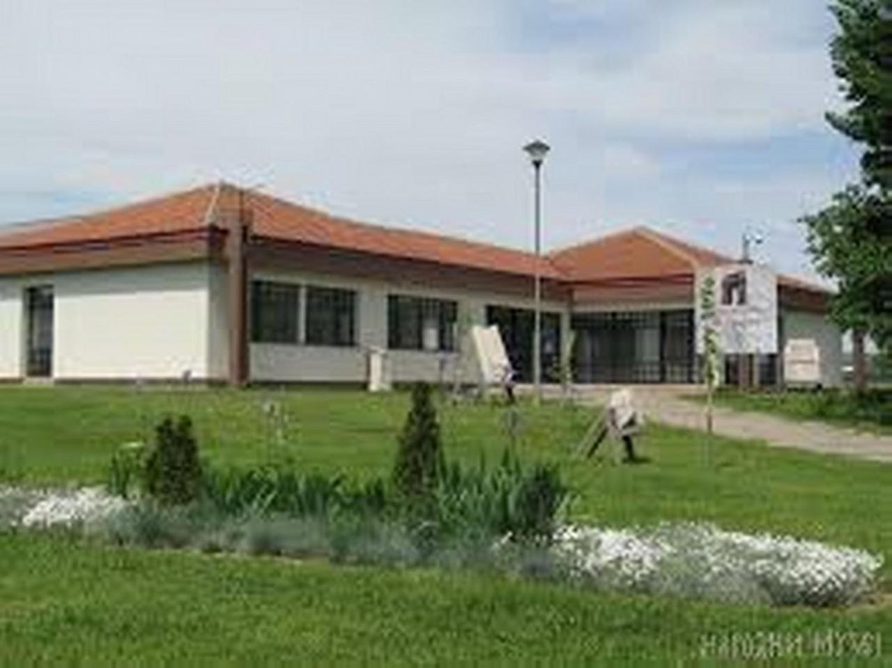 Photo 27