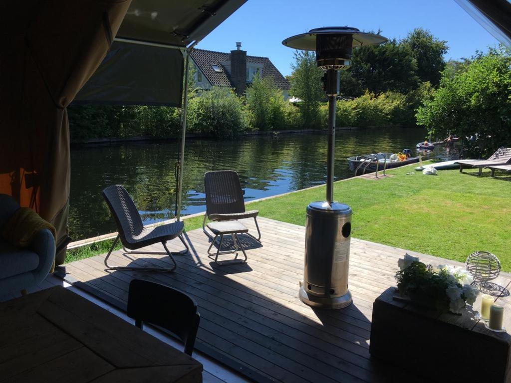 Glamping aan de Plas view 5