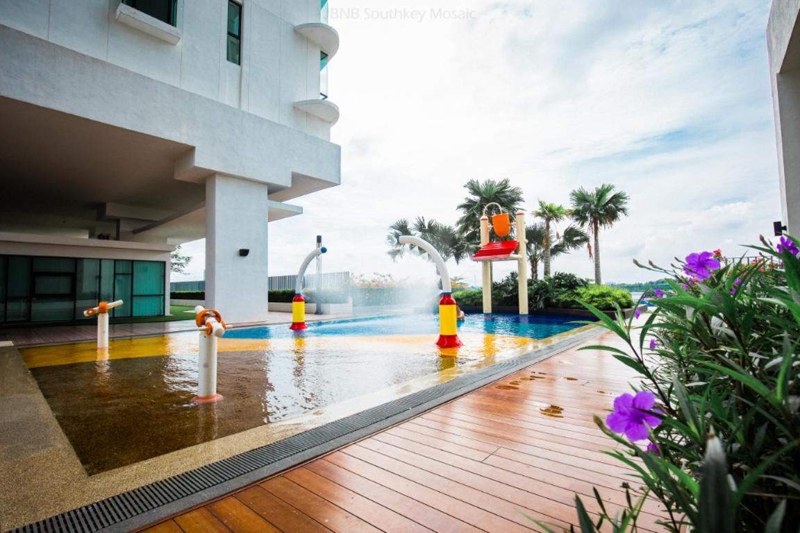 Homybed Southkey Mosaic Homestay