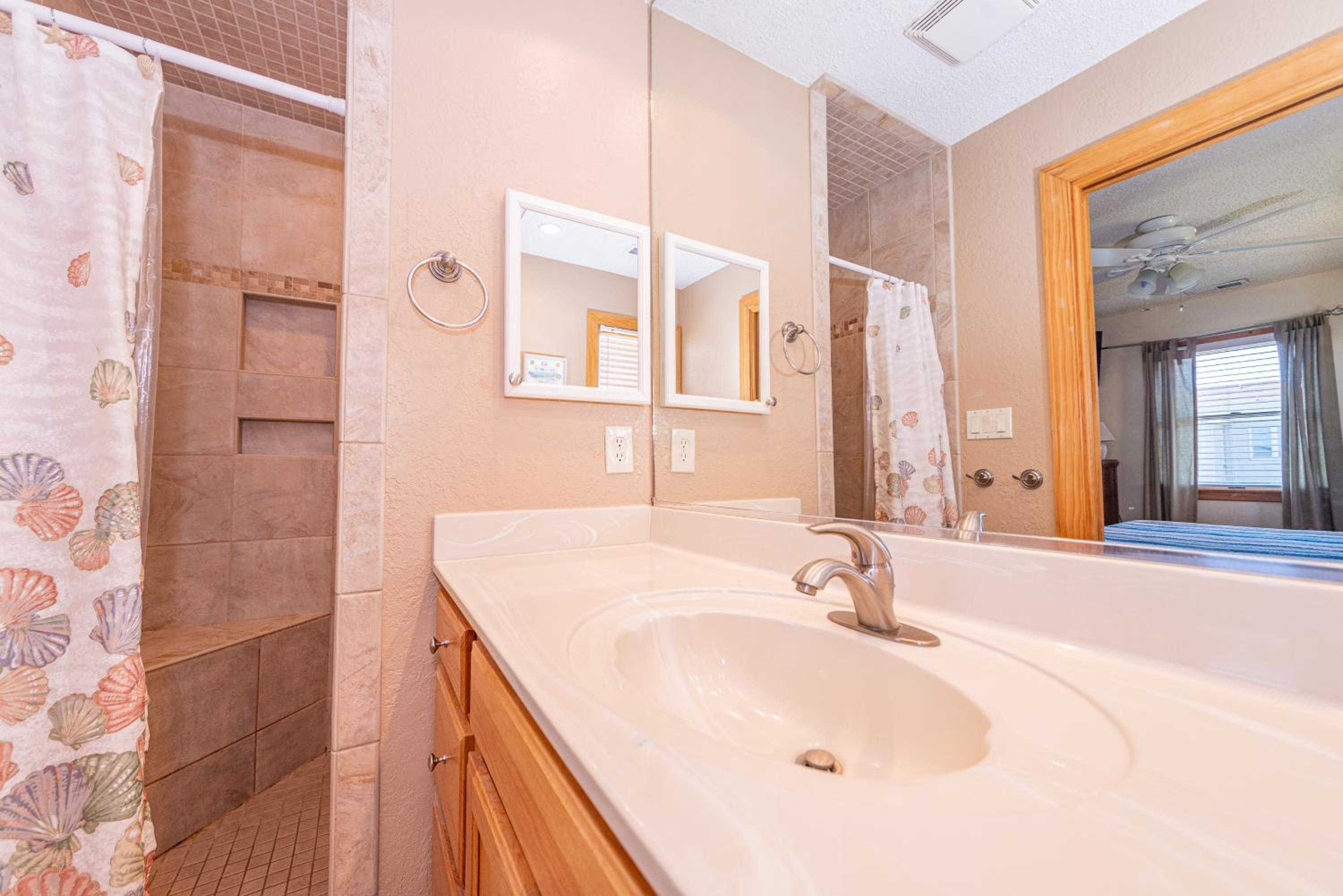 Too Close - KDH MP 6, Ocean Views, 65 Yards to Beach, Foosball, 2 Kitchens, Flex Stays view 4