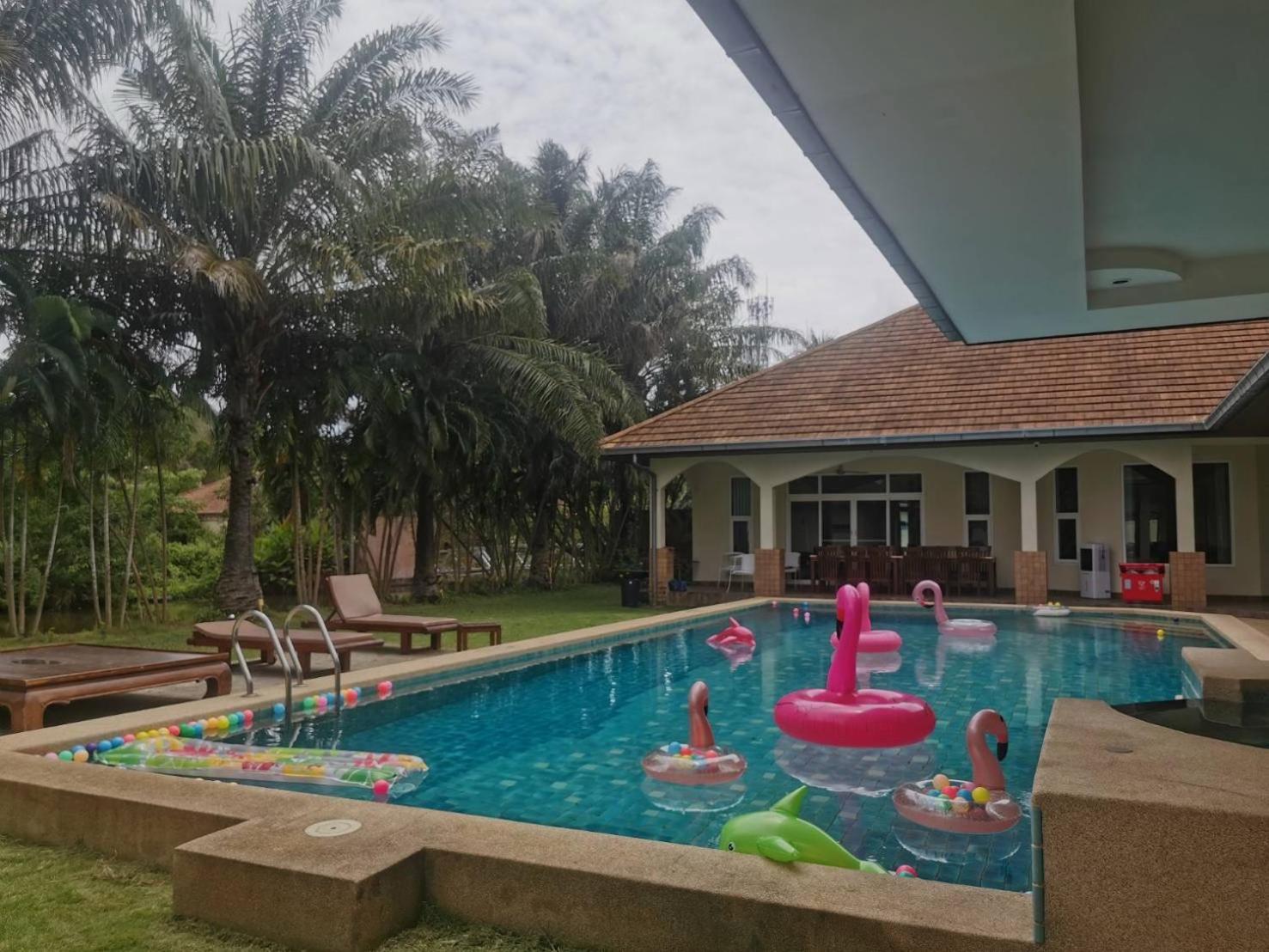 PX POOL VILLA PATTAYA view 3