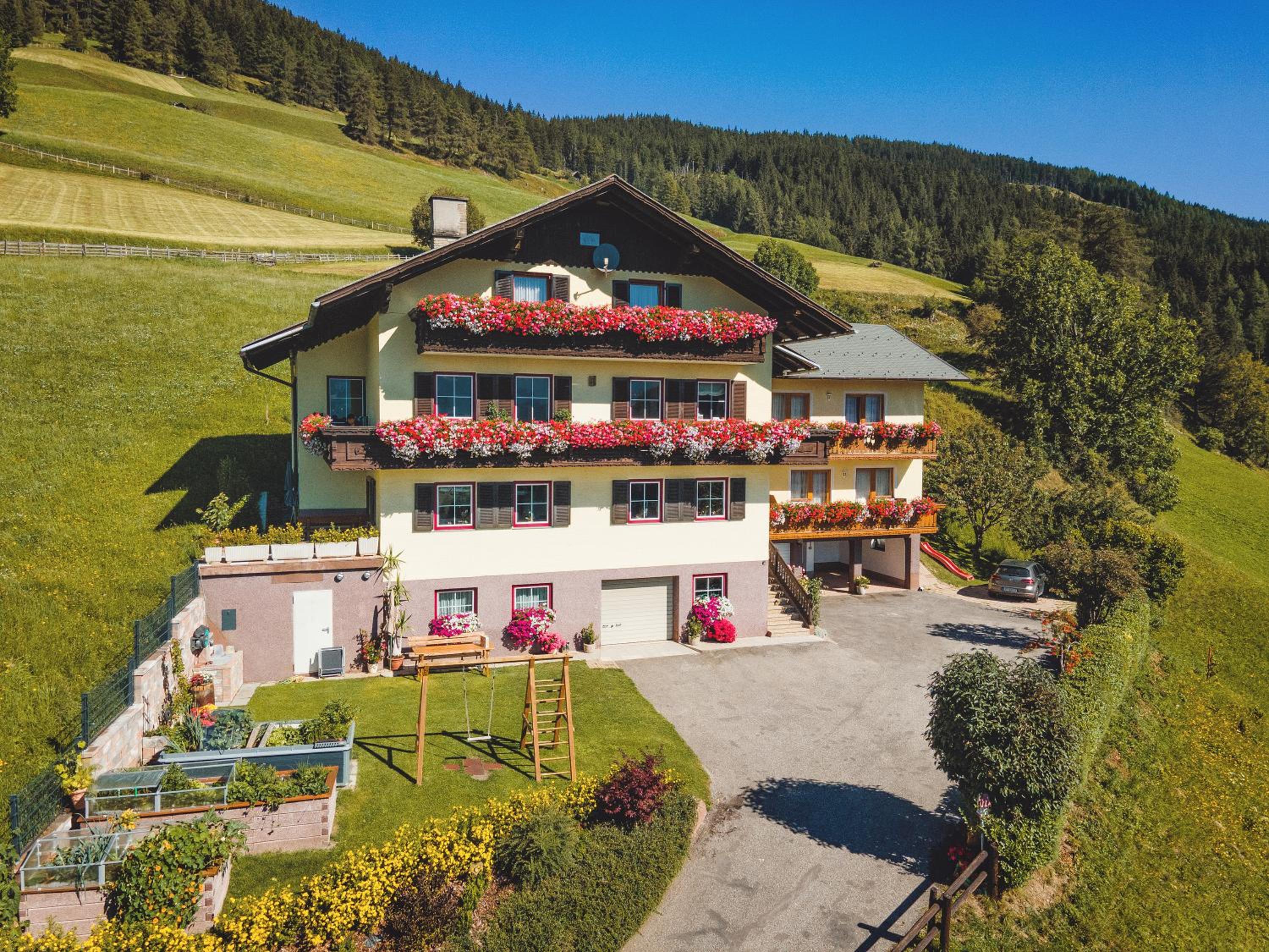 Ferienhaus Ramsbacher view 4