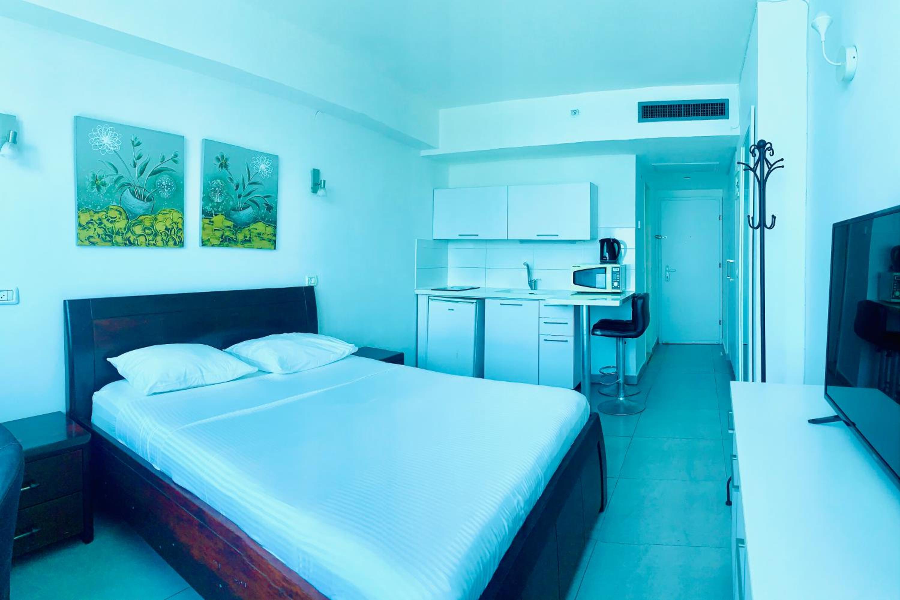 Sea Breeze Apartments