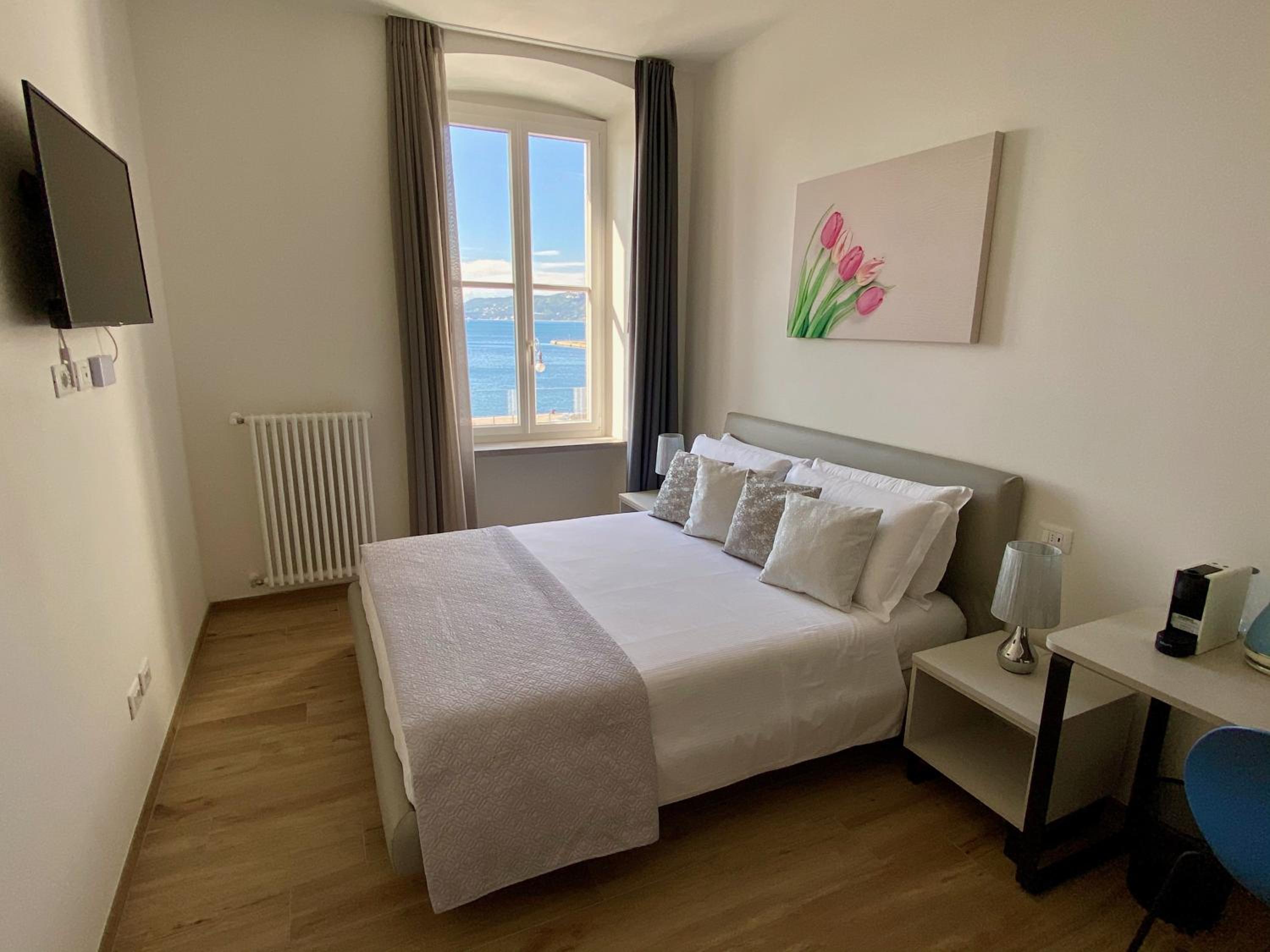 Five Flowers Guest House photo 2