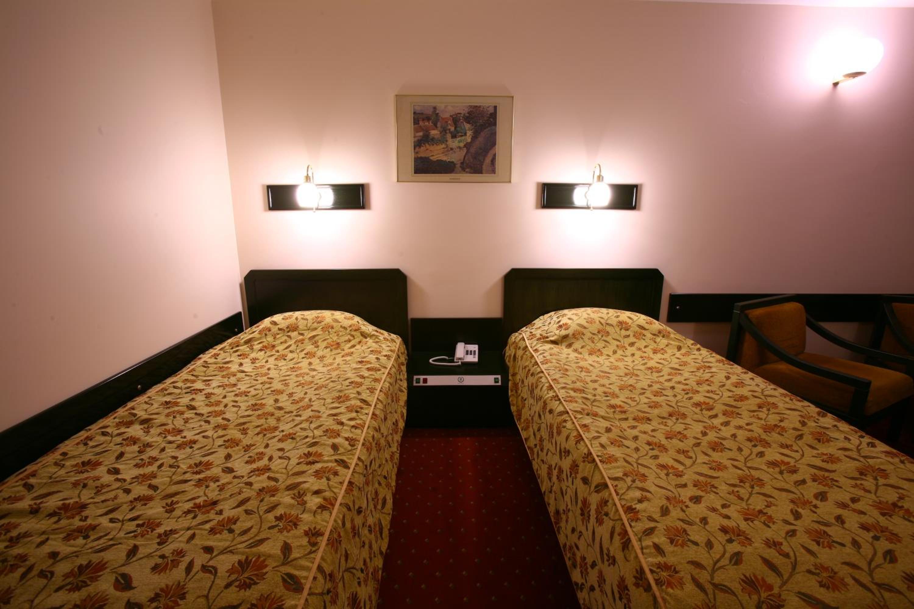 Istanbul Royal Hotel - Image 52