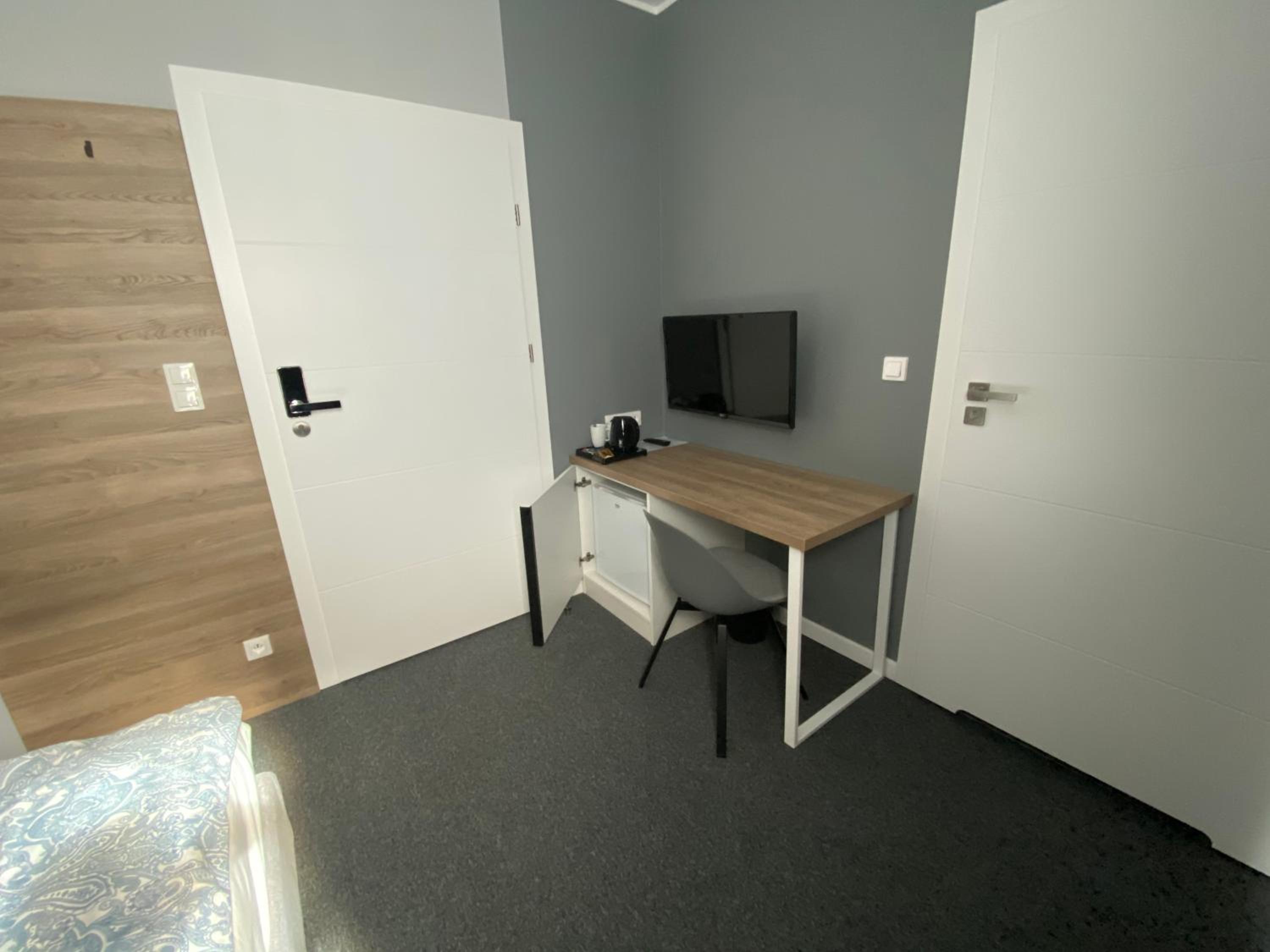 Photo 16