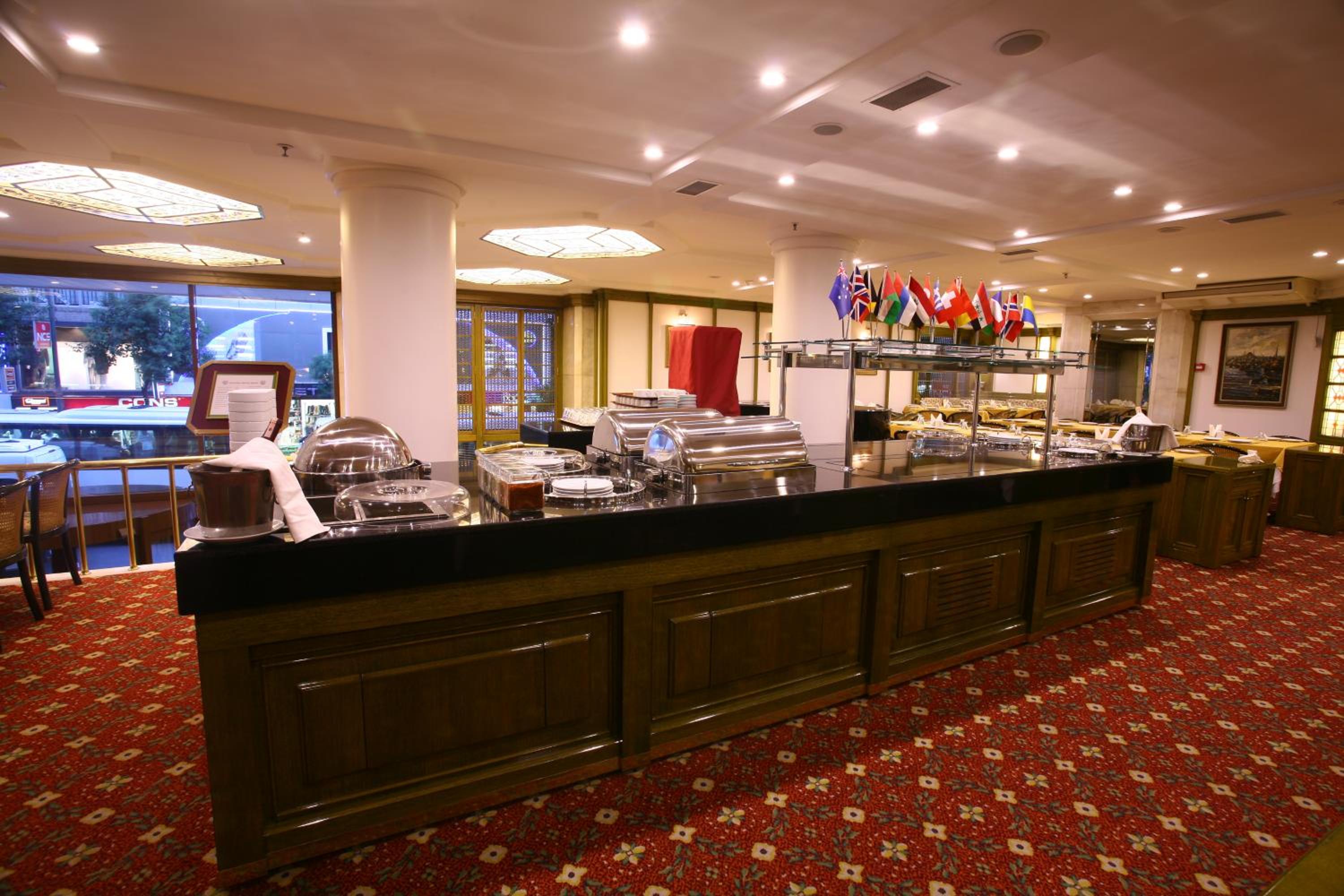 Istanbul Royal Hotel - Image 7