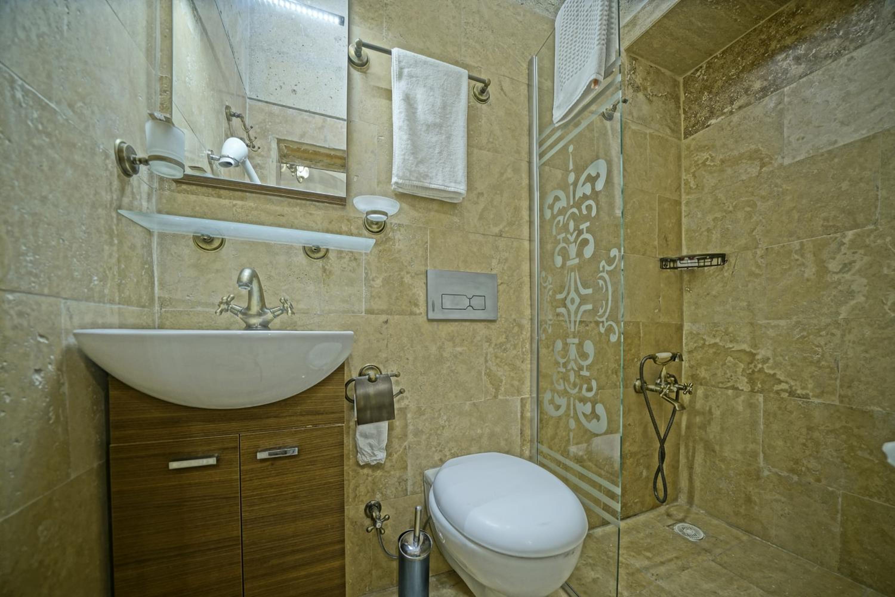 Photo 51