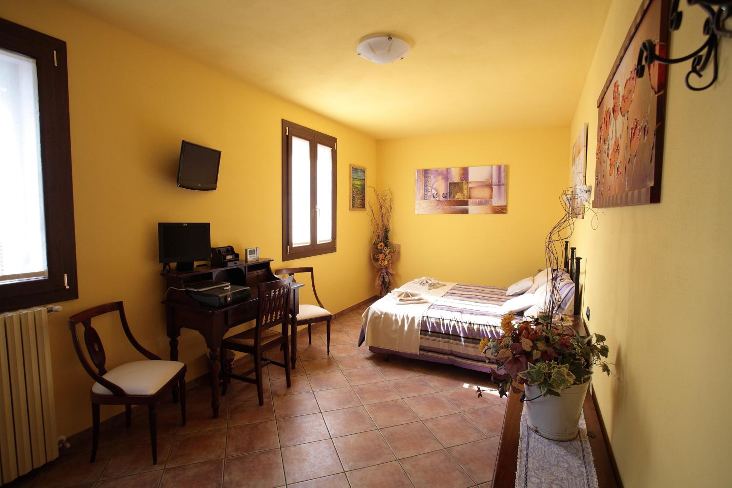Casa di Campagna B&B La Corte Ferrara