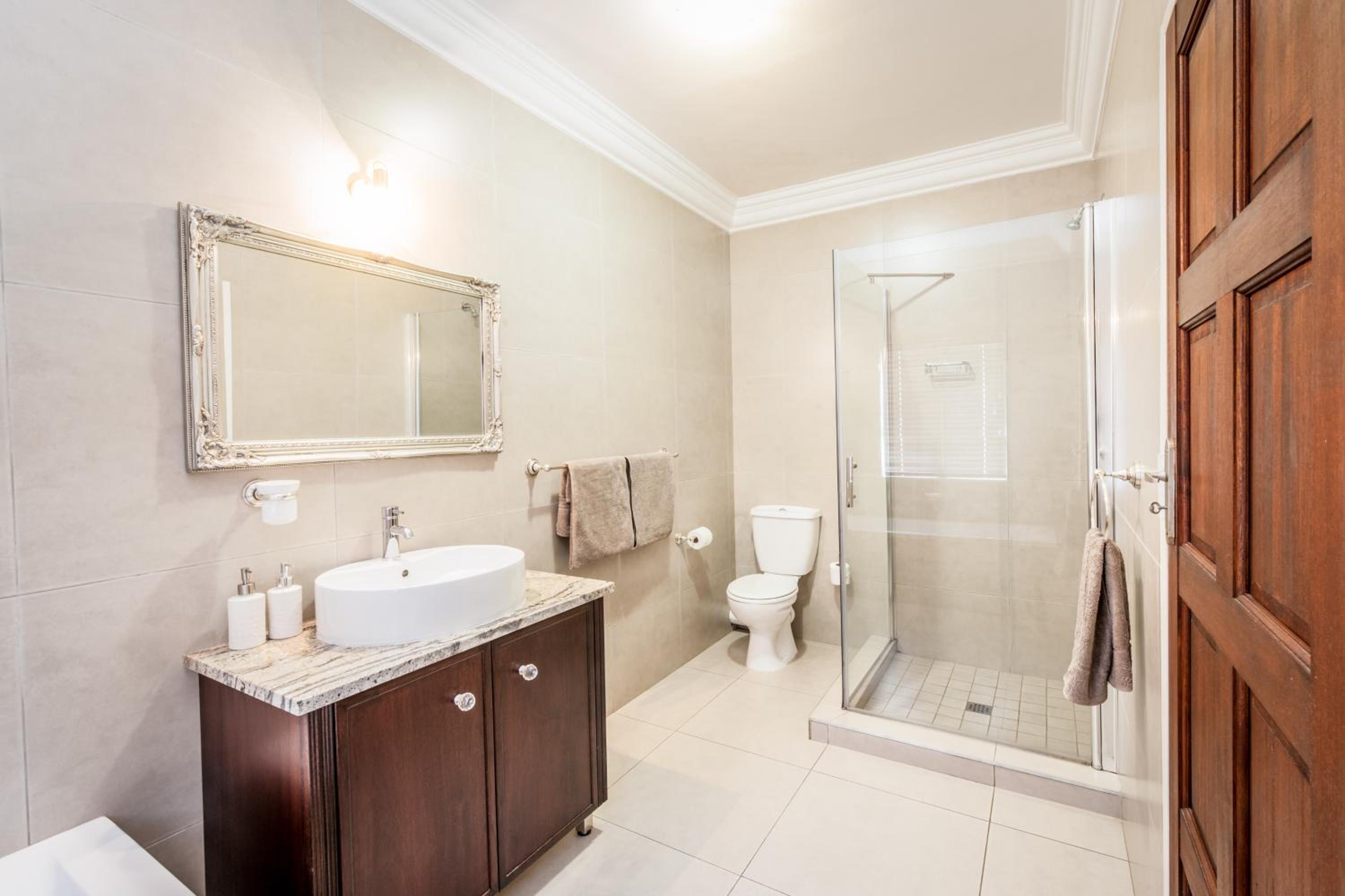 Adato Guesthouse