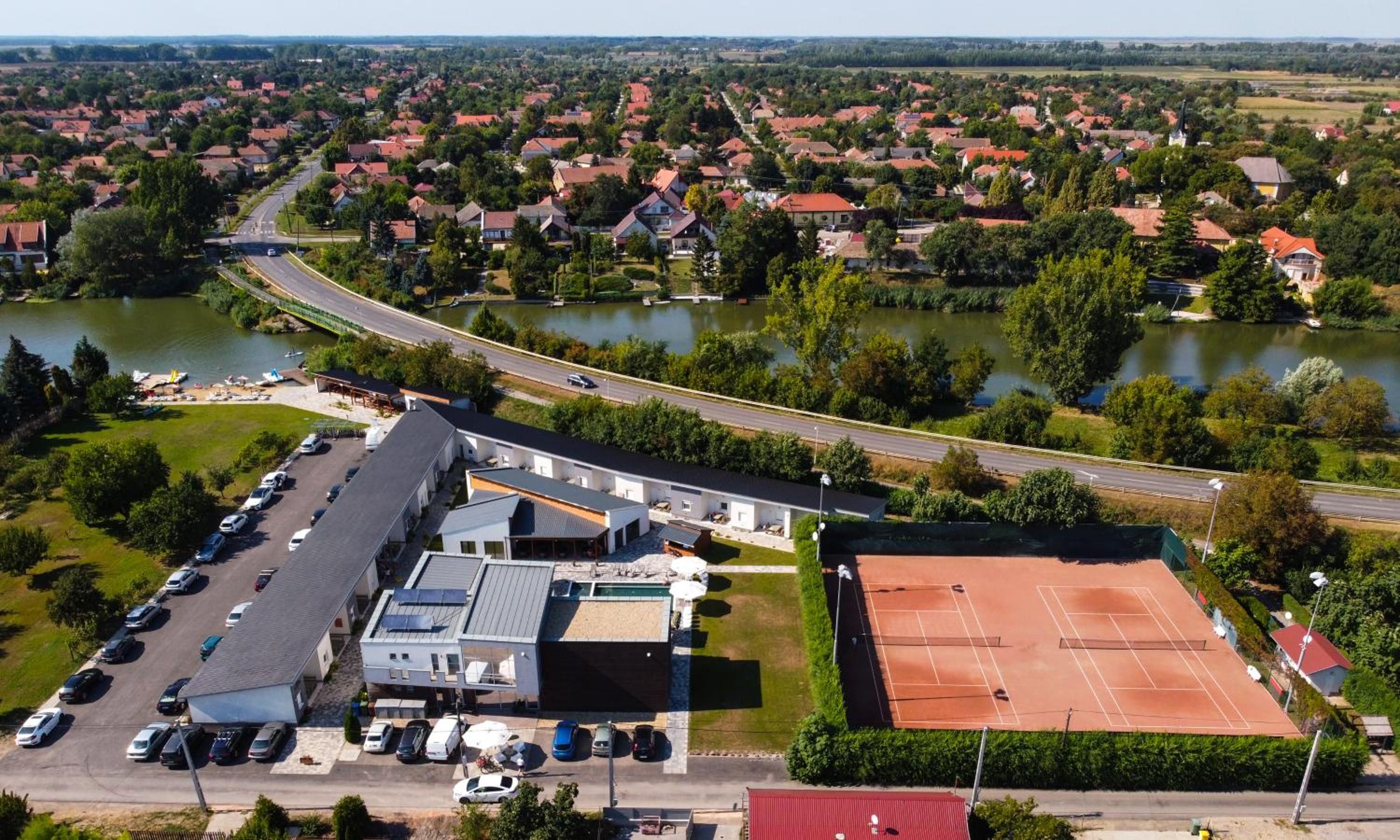 Füzeskerti Apartmanház view 4