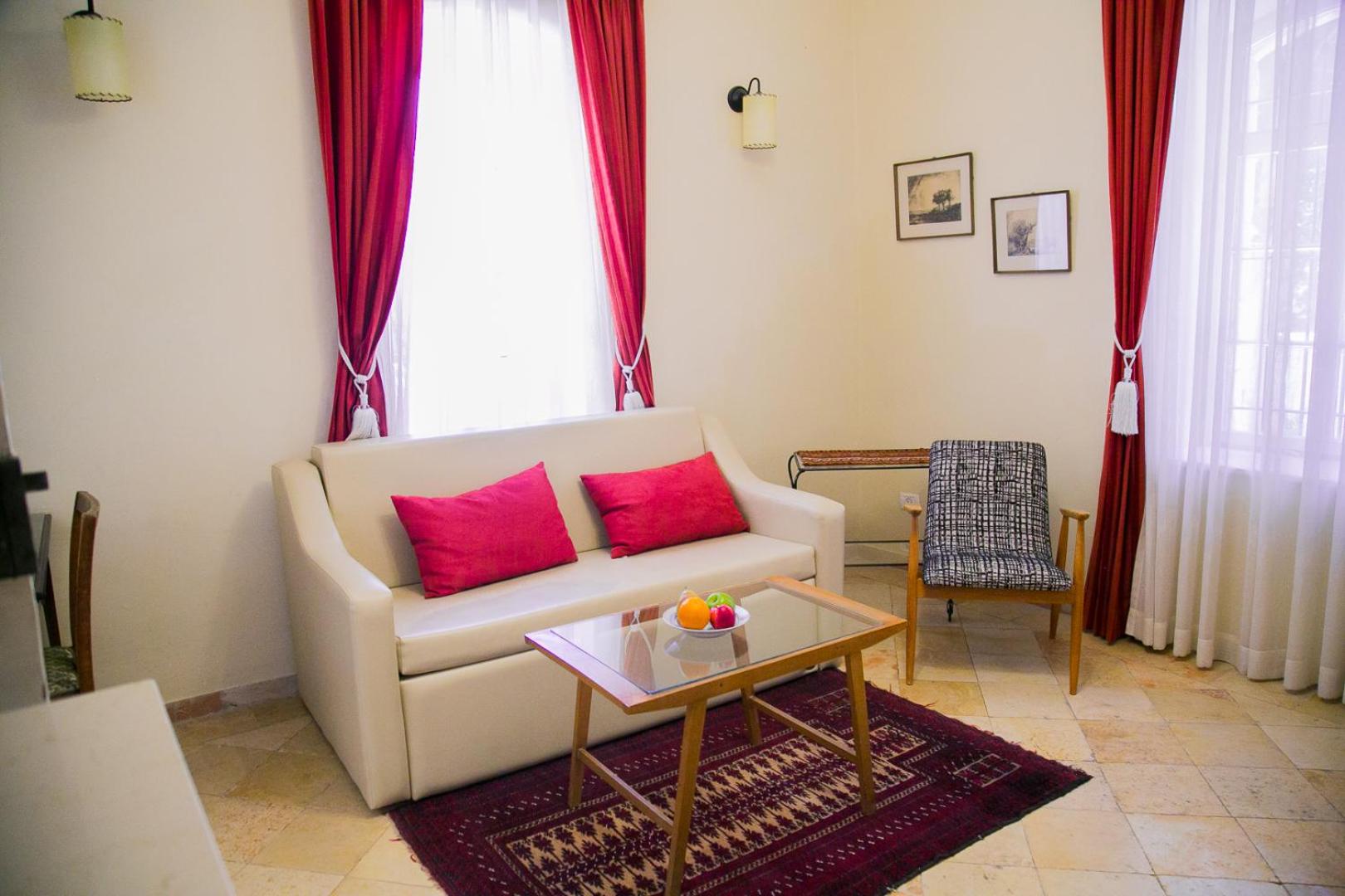 The Templer Inn - Image 3