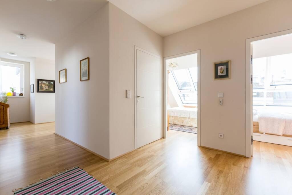 Großes Penthouse #12 mit Terrasse und Aussicht