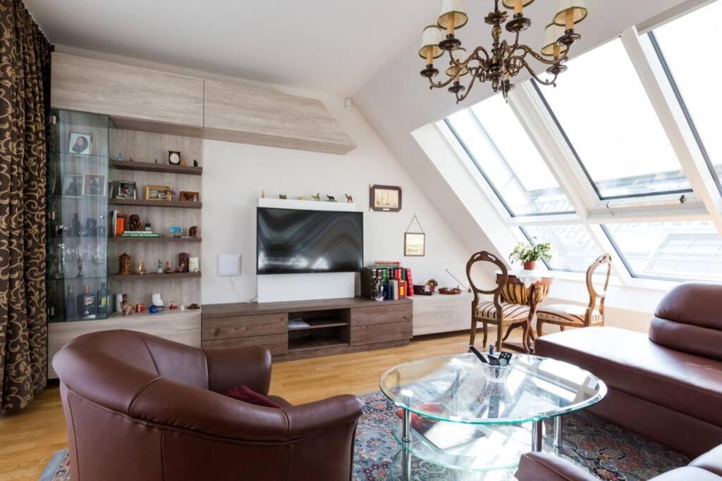 Großes Penthouse #12 mit Terrasse und Aussicht