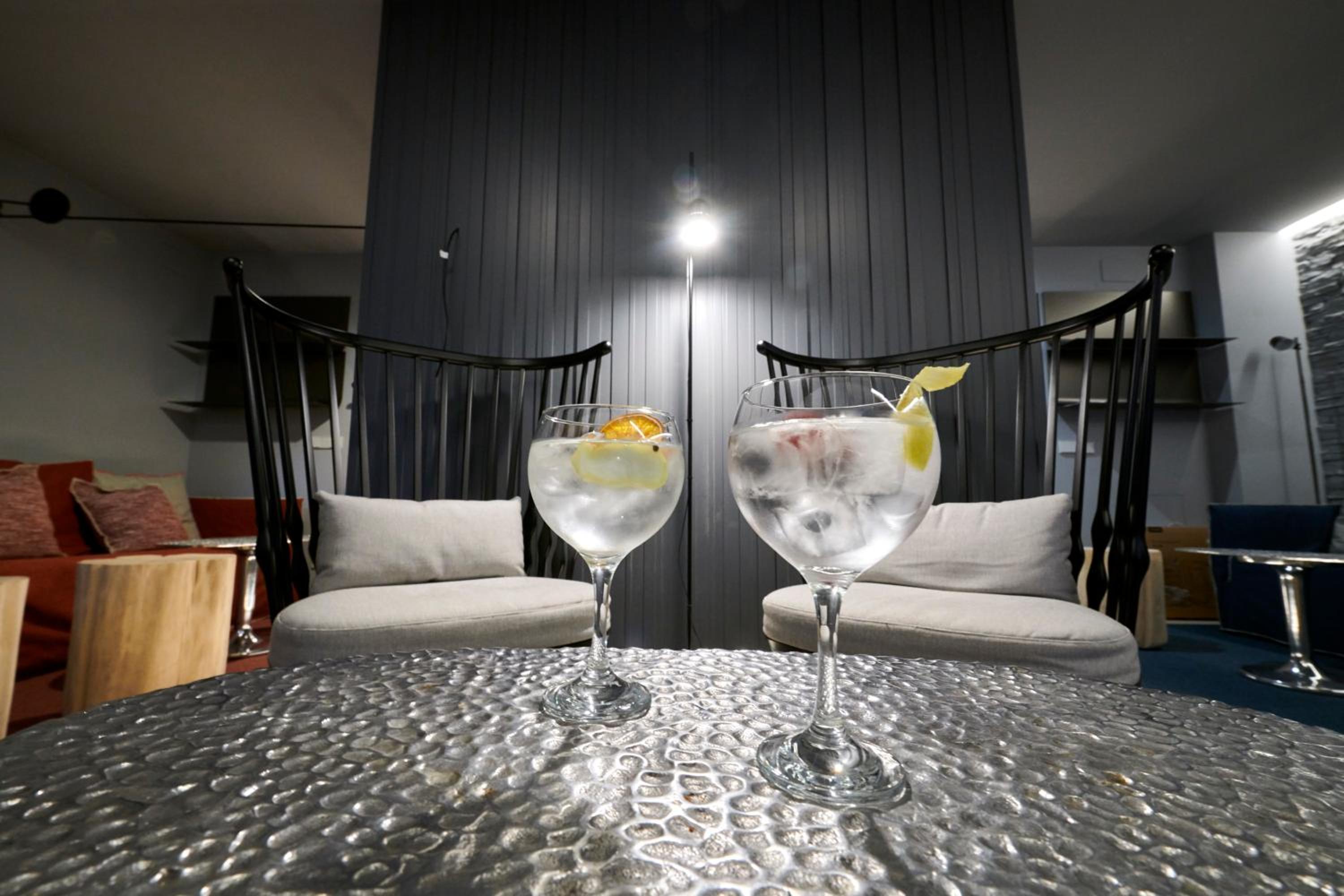 Hostal Lola