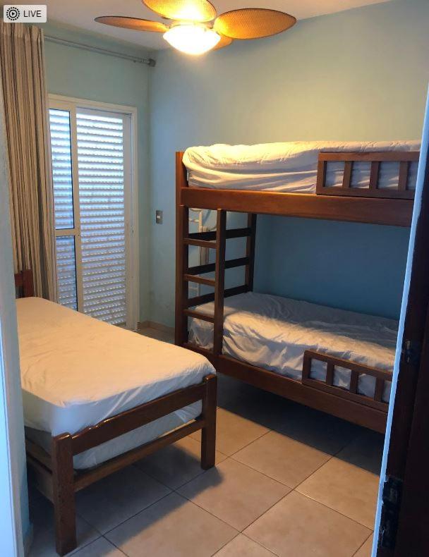 Casa Família, 10 lugares, Piscina, Próx Praia Pernambuco, Guarujá