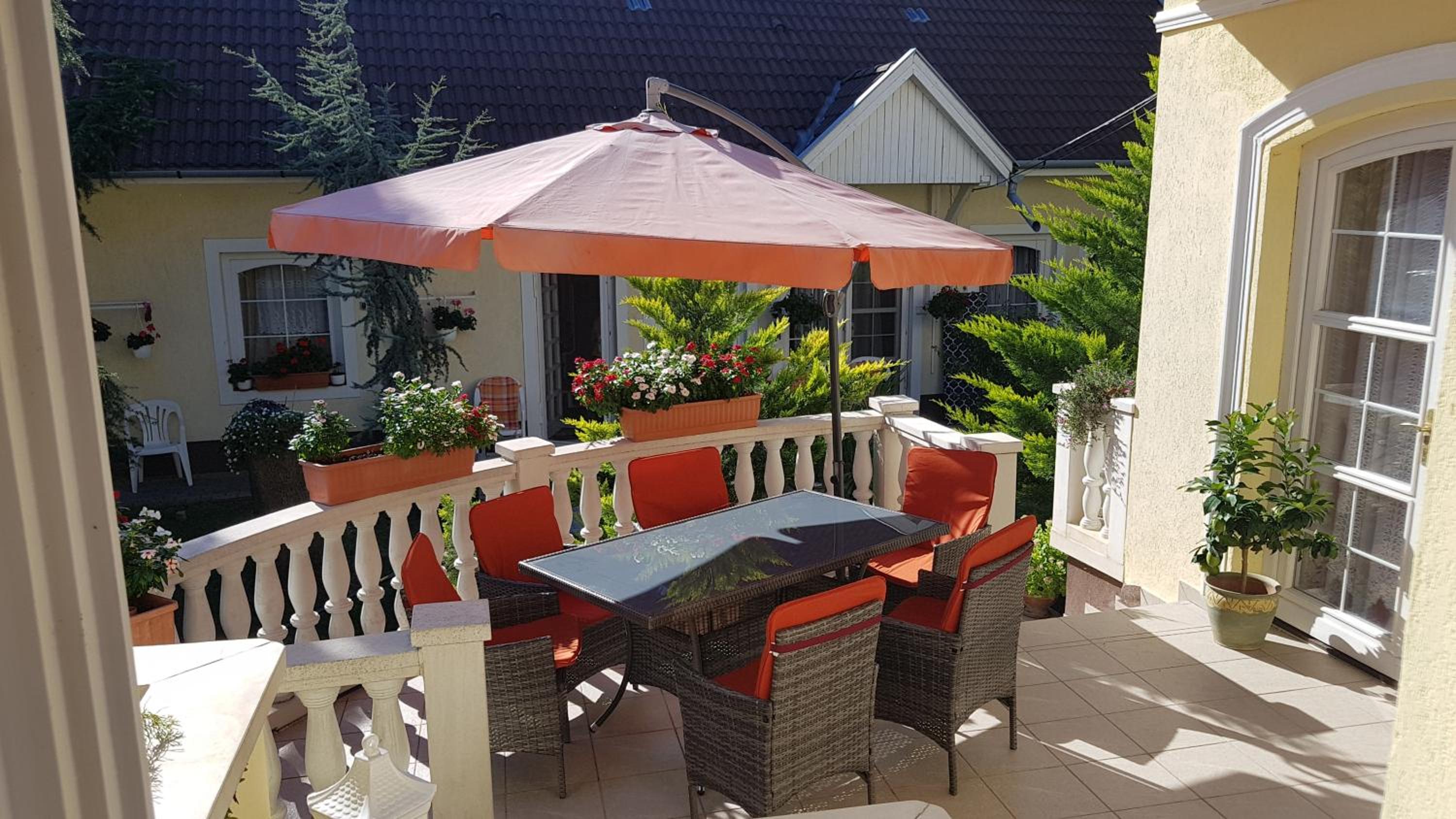 Beáta Apartman view 3