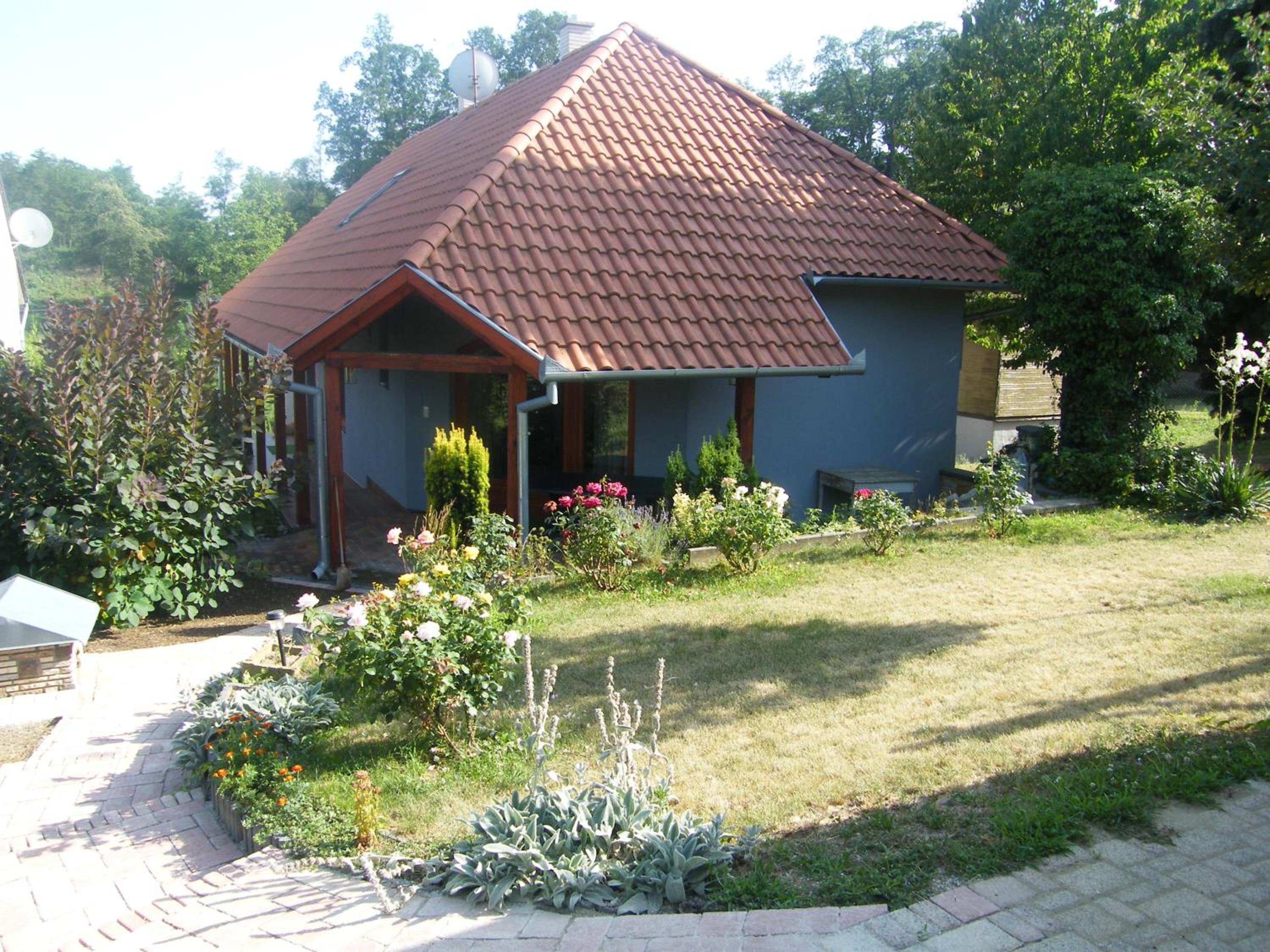 Klára Apartmanház view 2