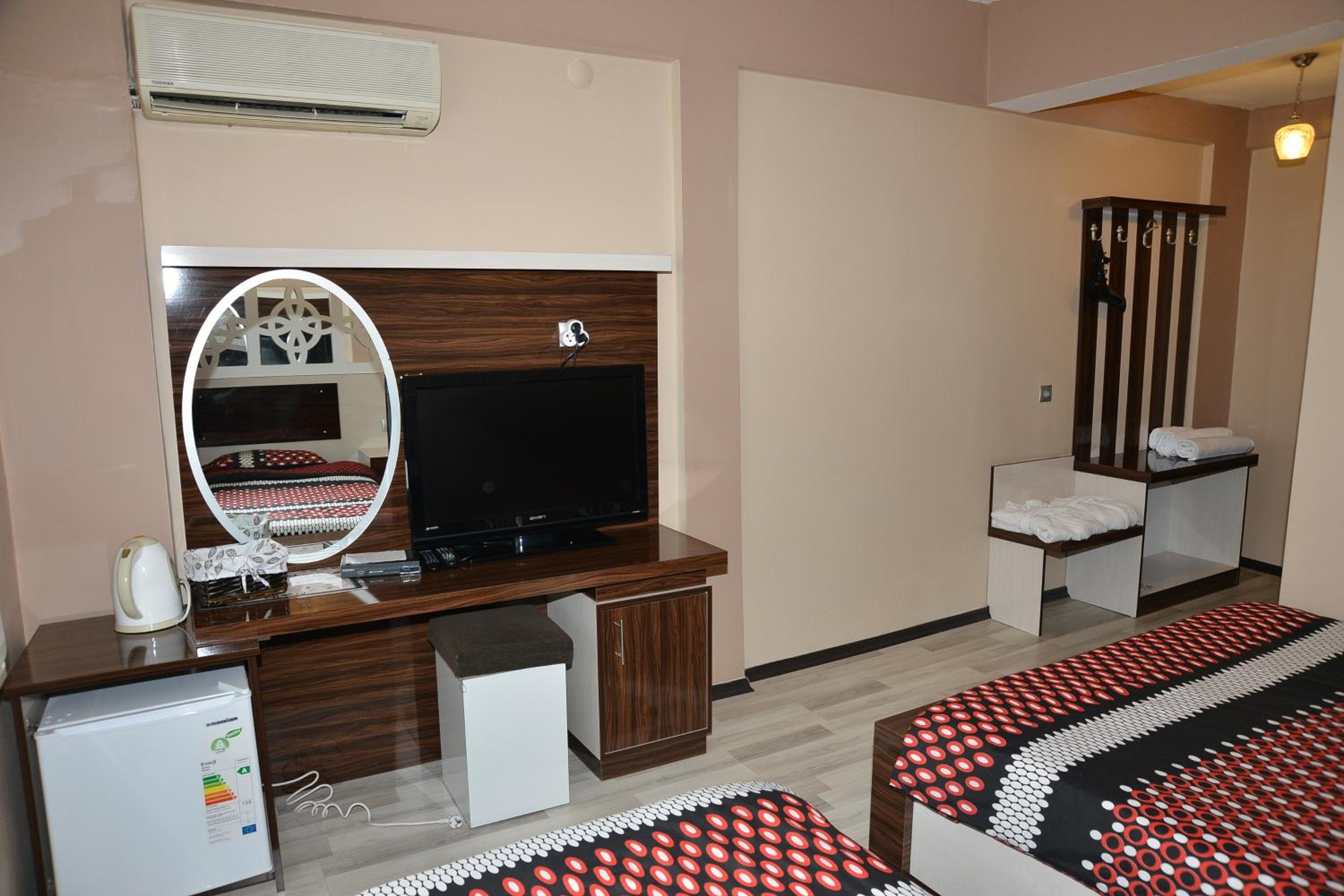 Ozbay Motel