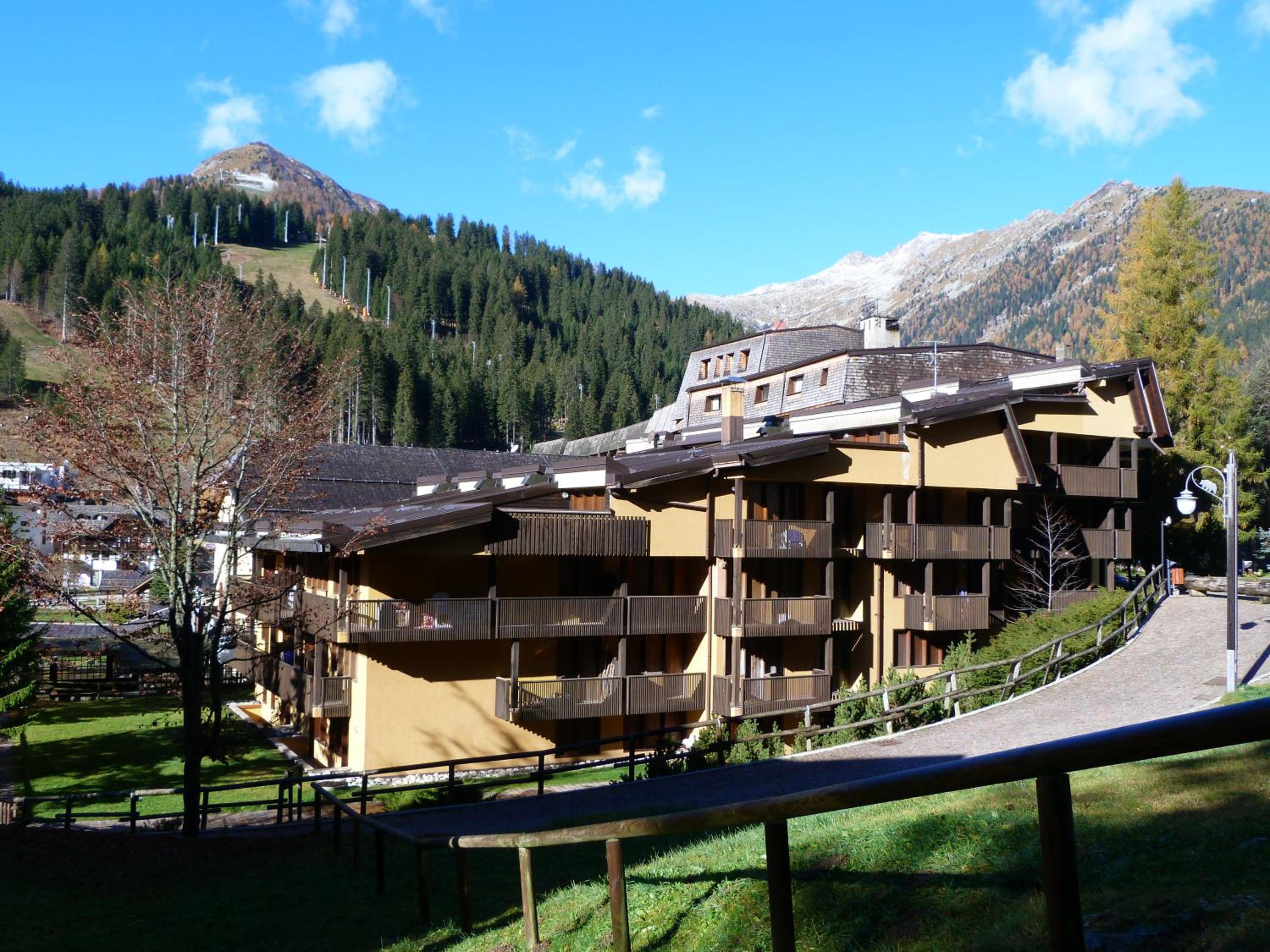 Monolocali Alberti - Des Alpes view 2