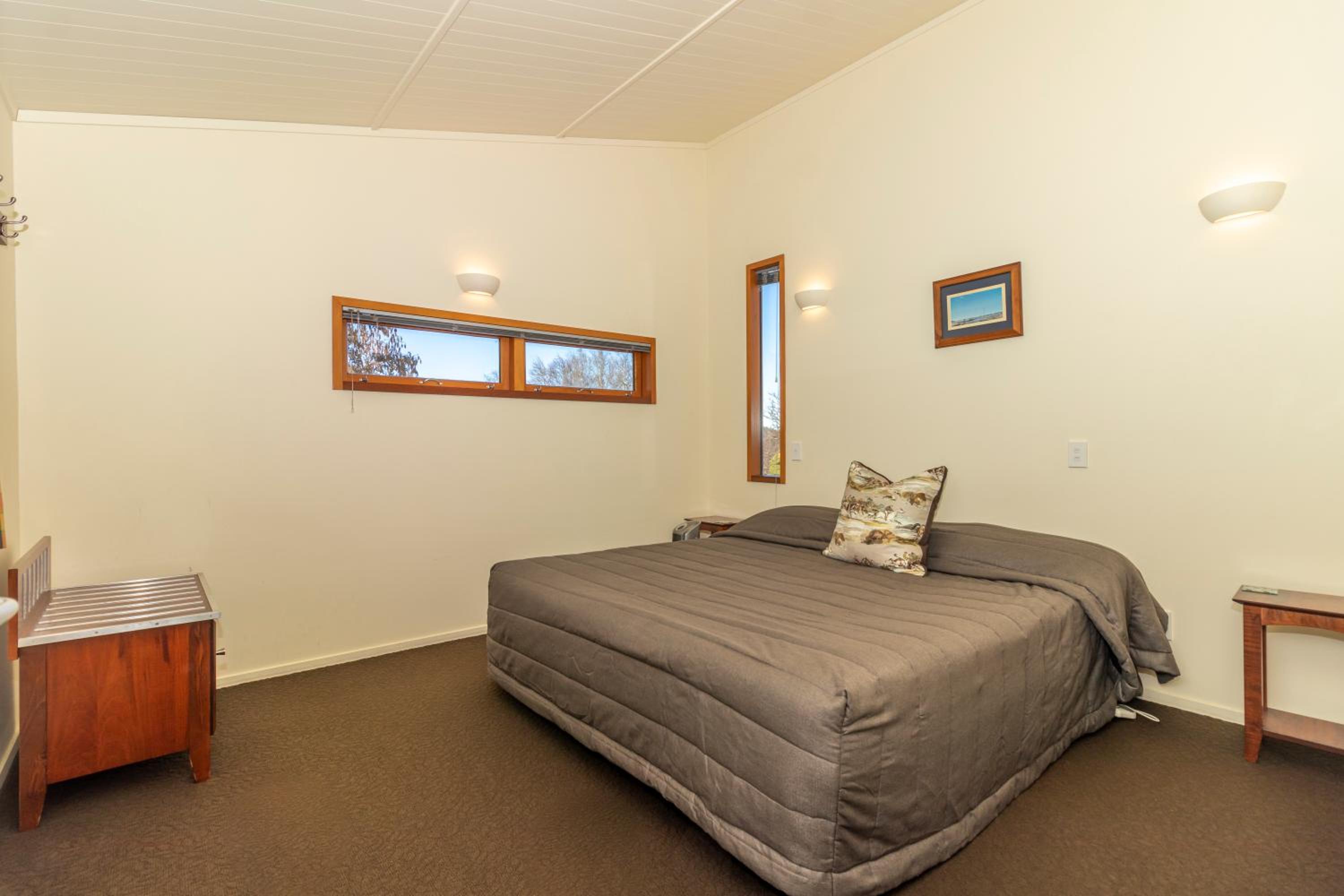 Naseby Apartments