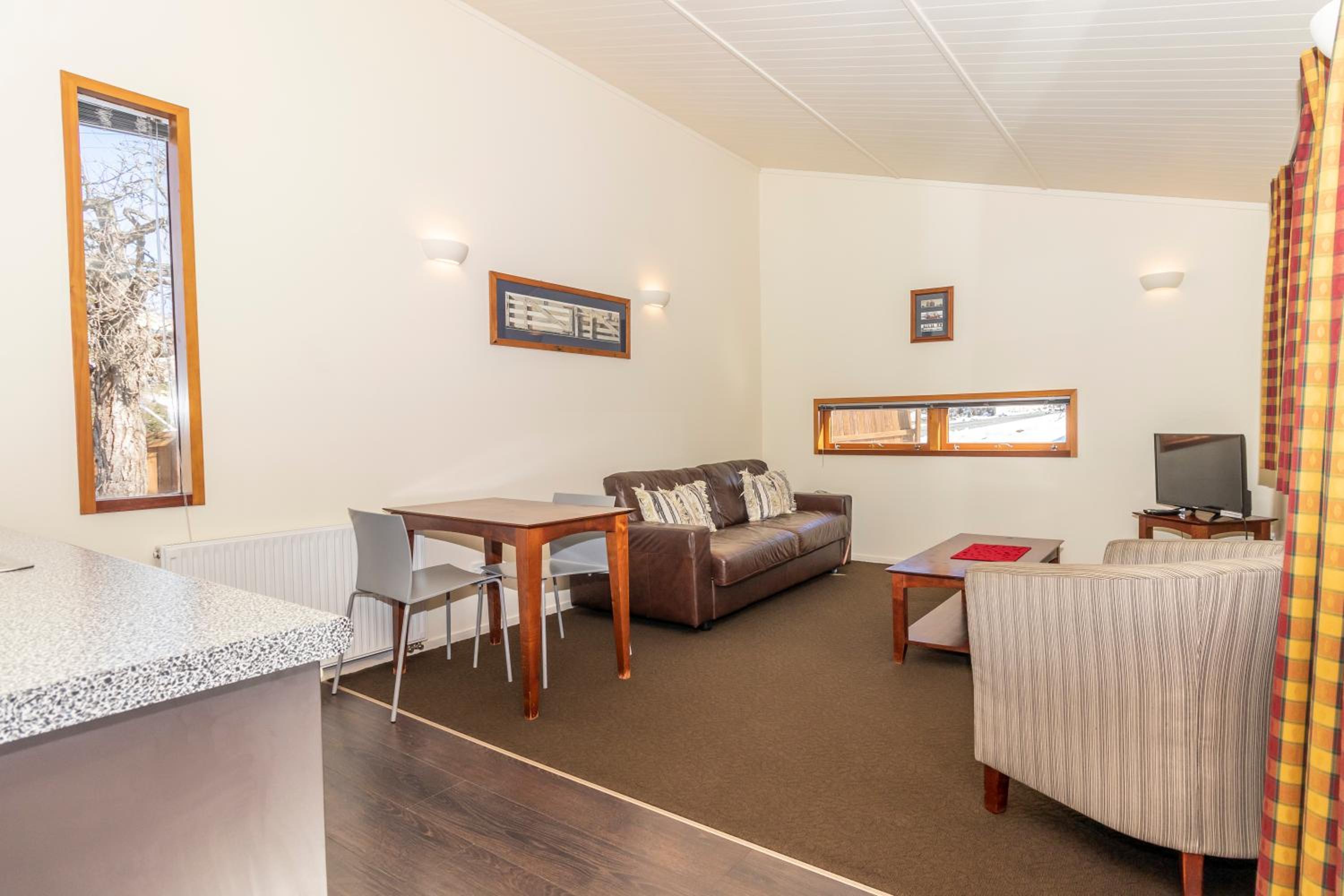 Naseby Apartments