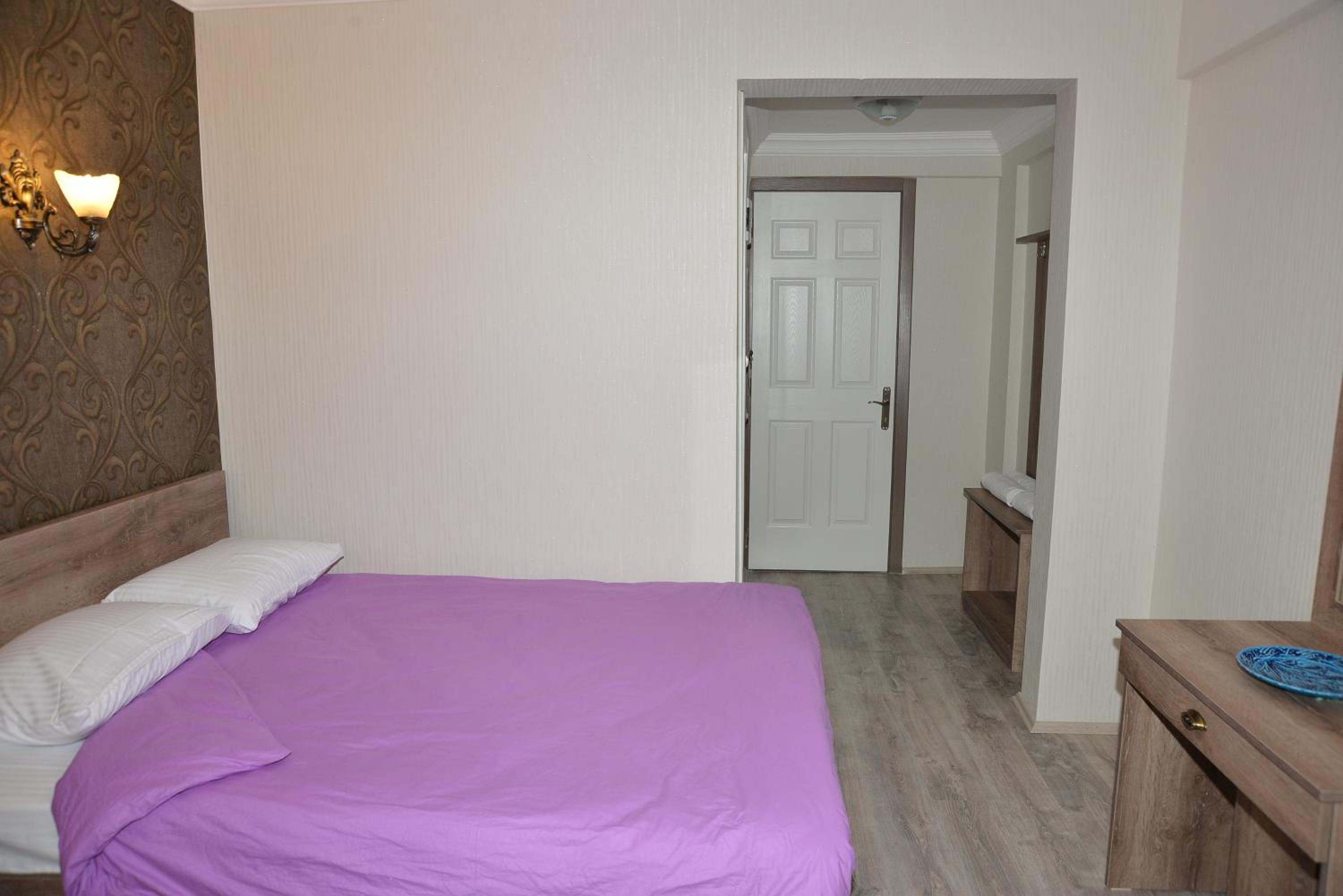 Ozbay Motel