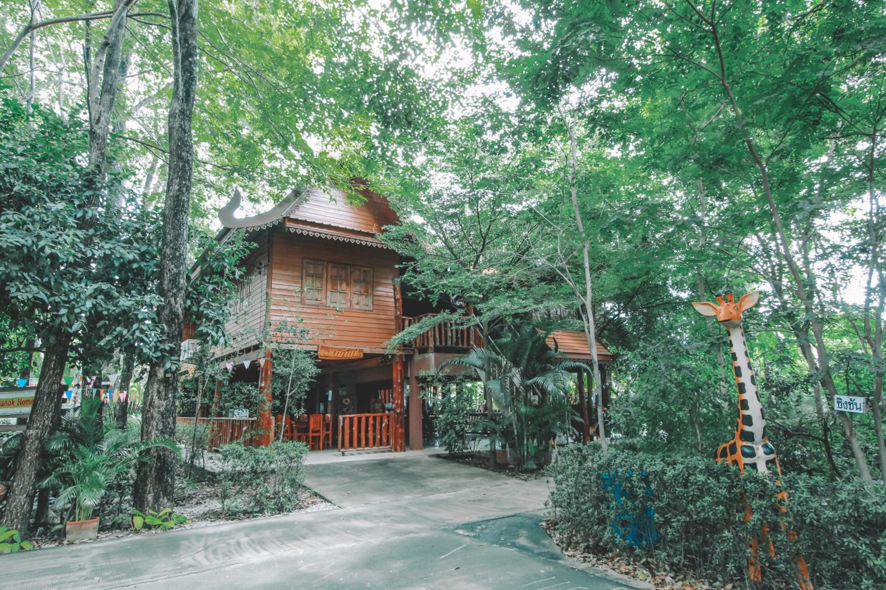 Akchanok Homestay - Nature Retreat view 3