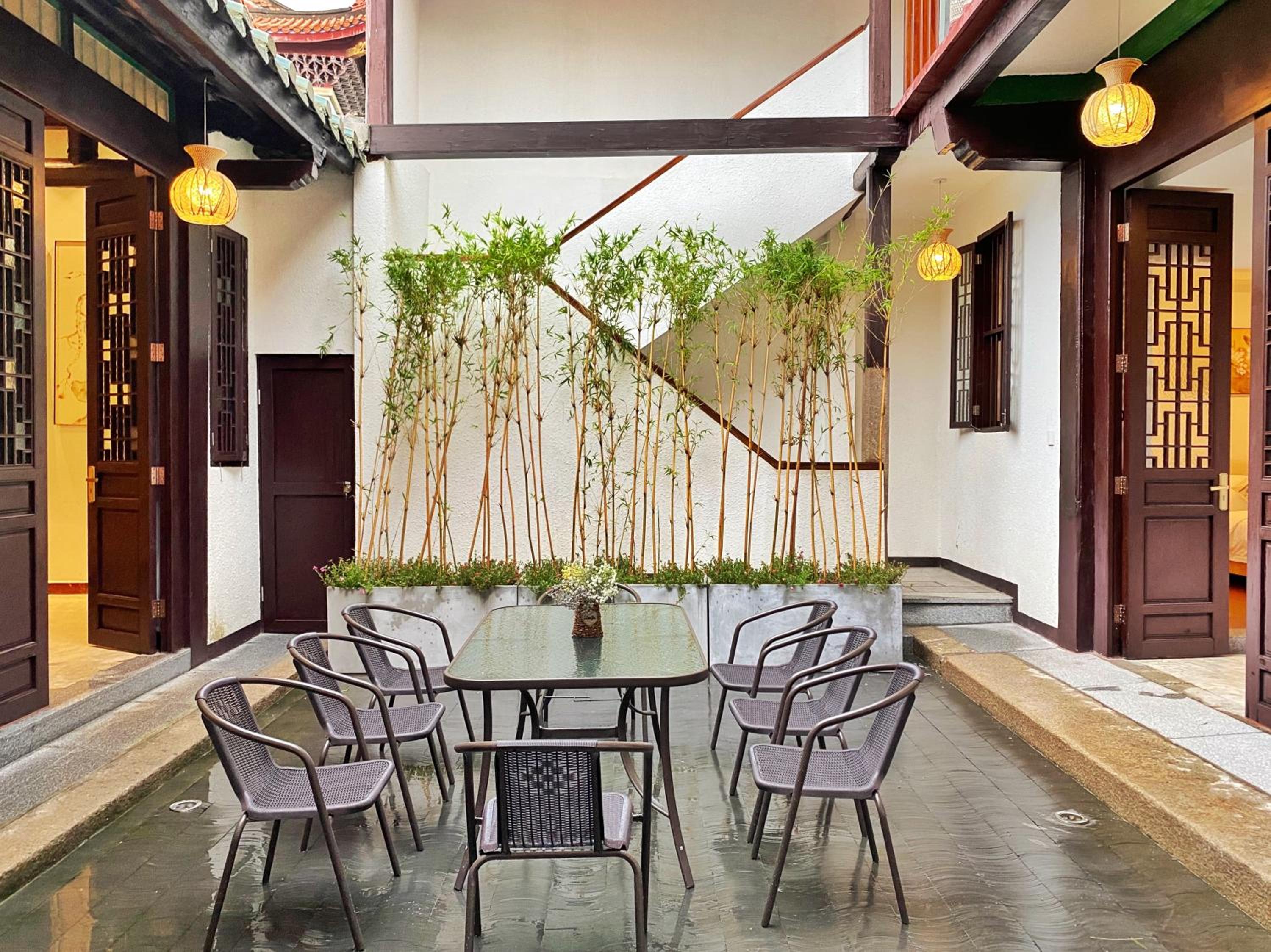 Chaozhou Hello Inn