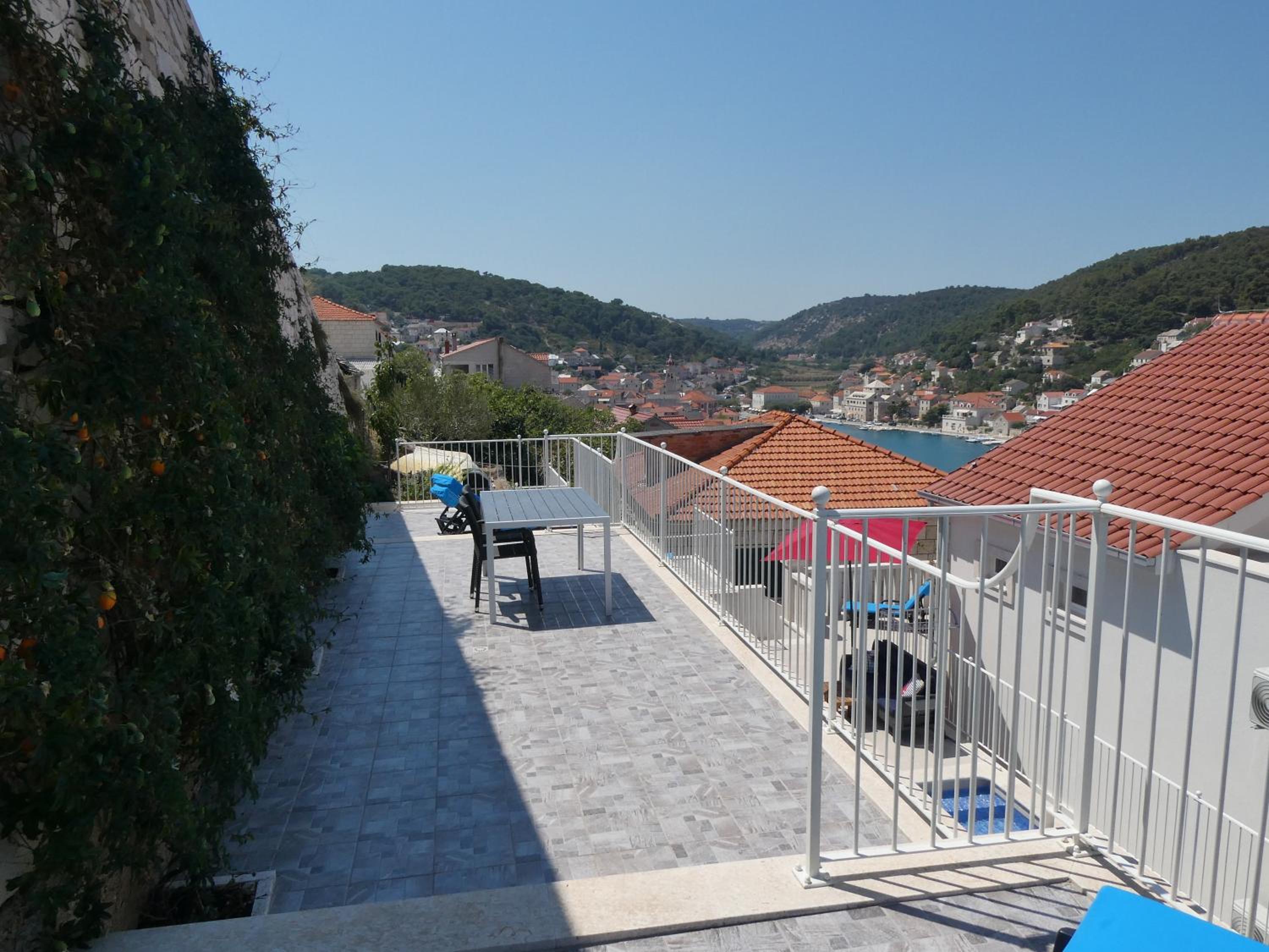Villa More view 4
