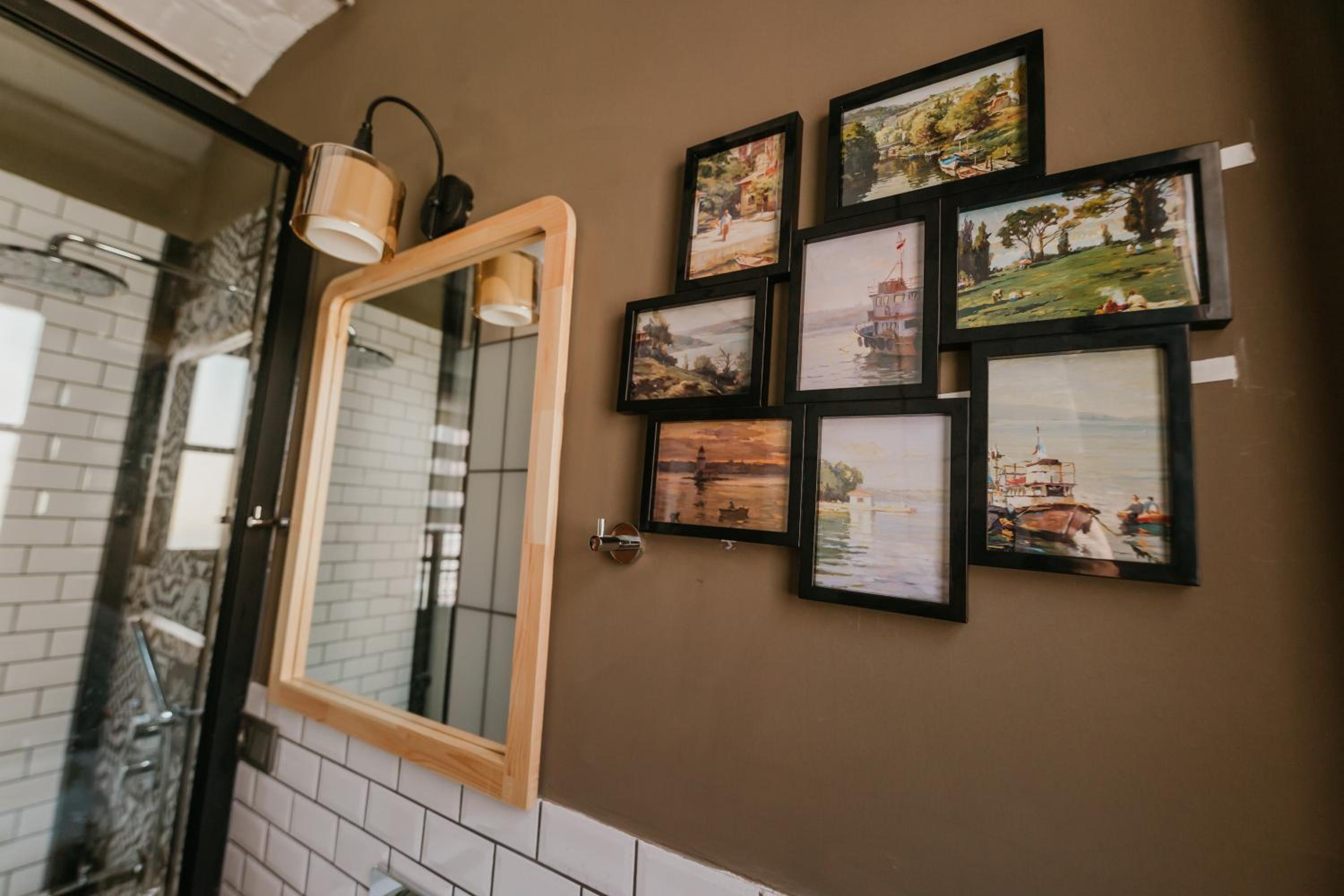 Galadoo Suites