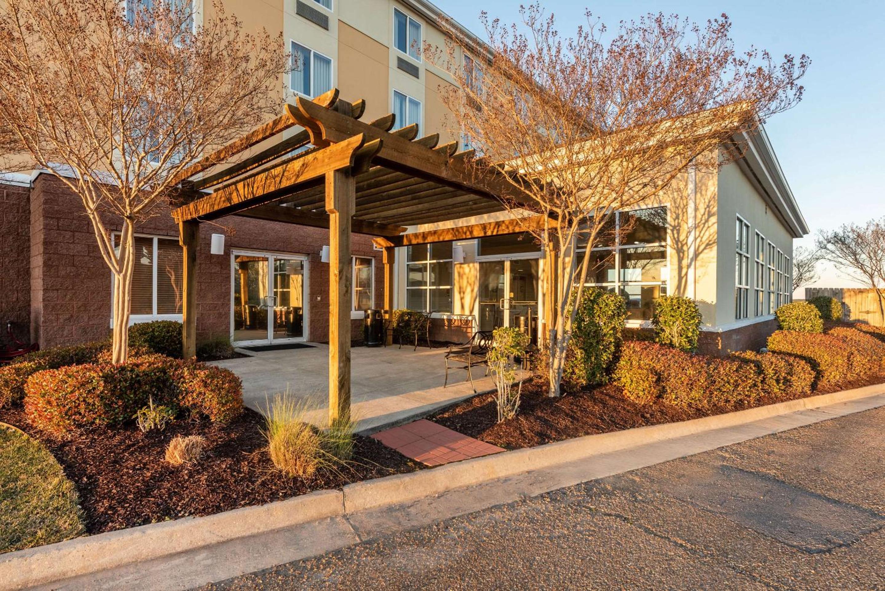 Ruston Vacations - Sleep Inn Suites Ruston Near University - Property Image 25