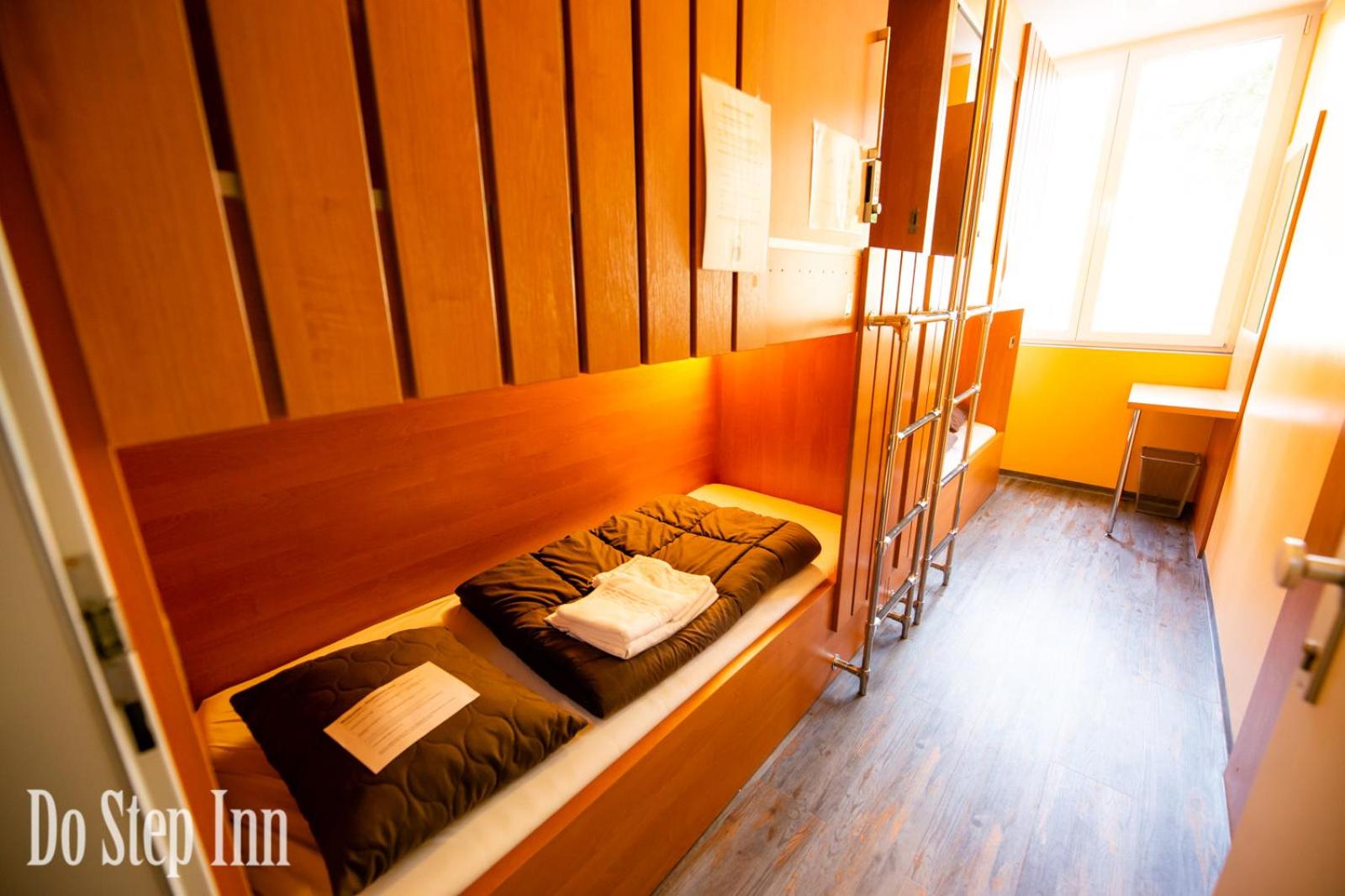 Do Step Inn Central - Self-Service-Hostel